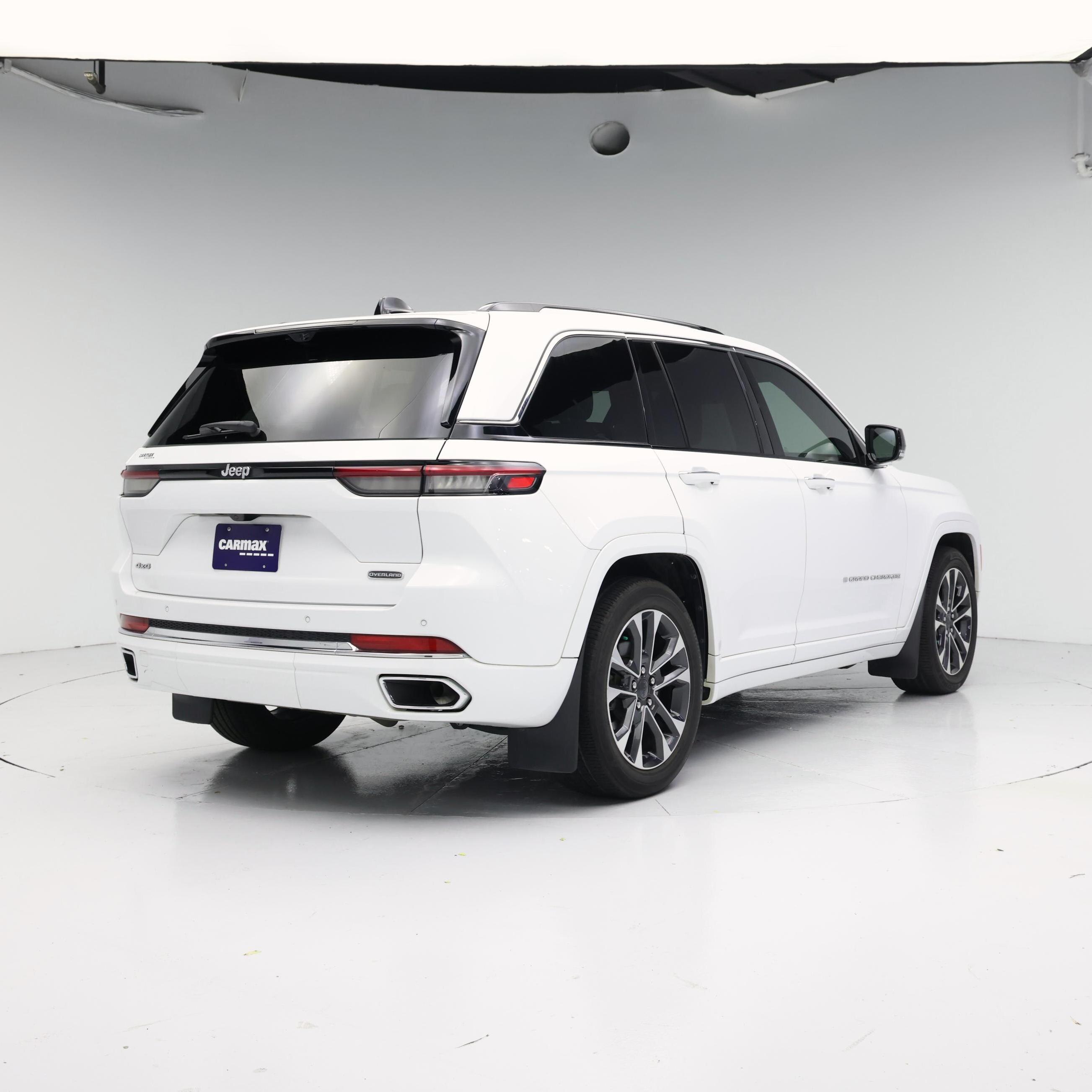 Thumbnail: 2023 Jeep Grand Cherokee - 8