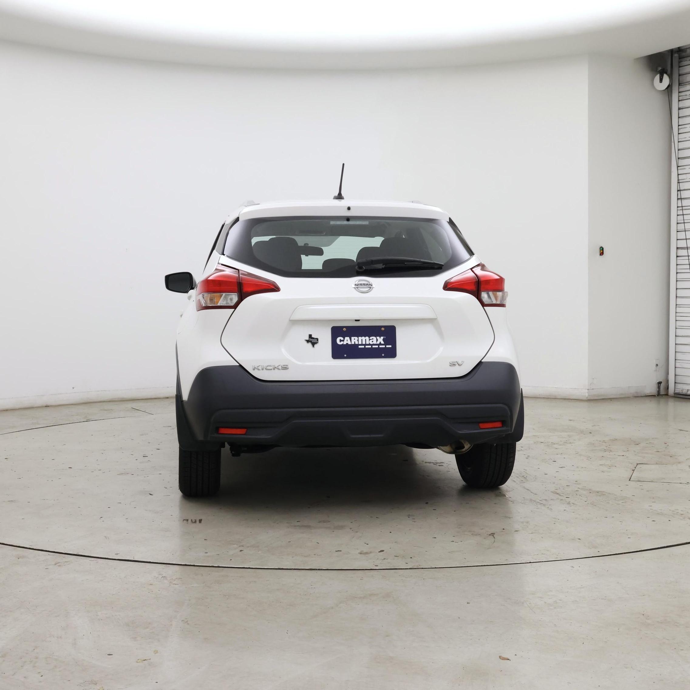 Thumbnail: 2018 Nissan Kicks - 6