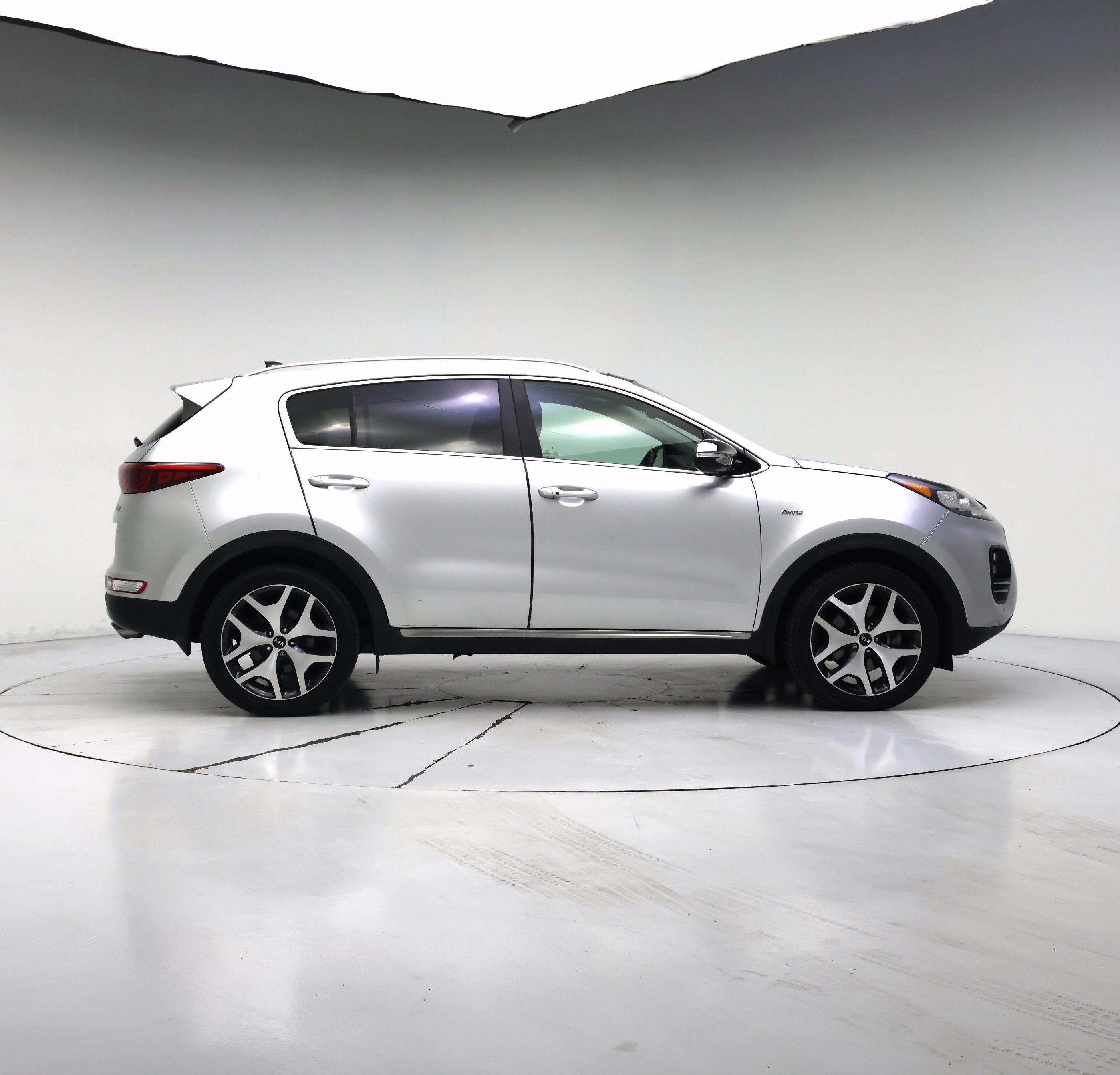 Thumbnail: 2017 Kia Sportage - 7