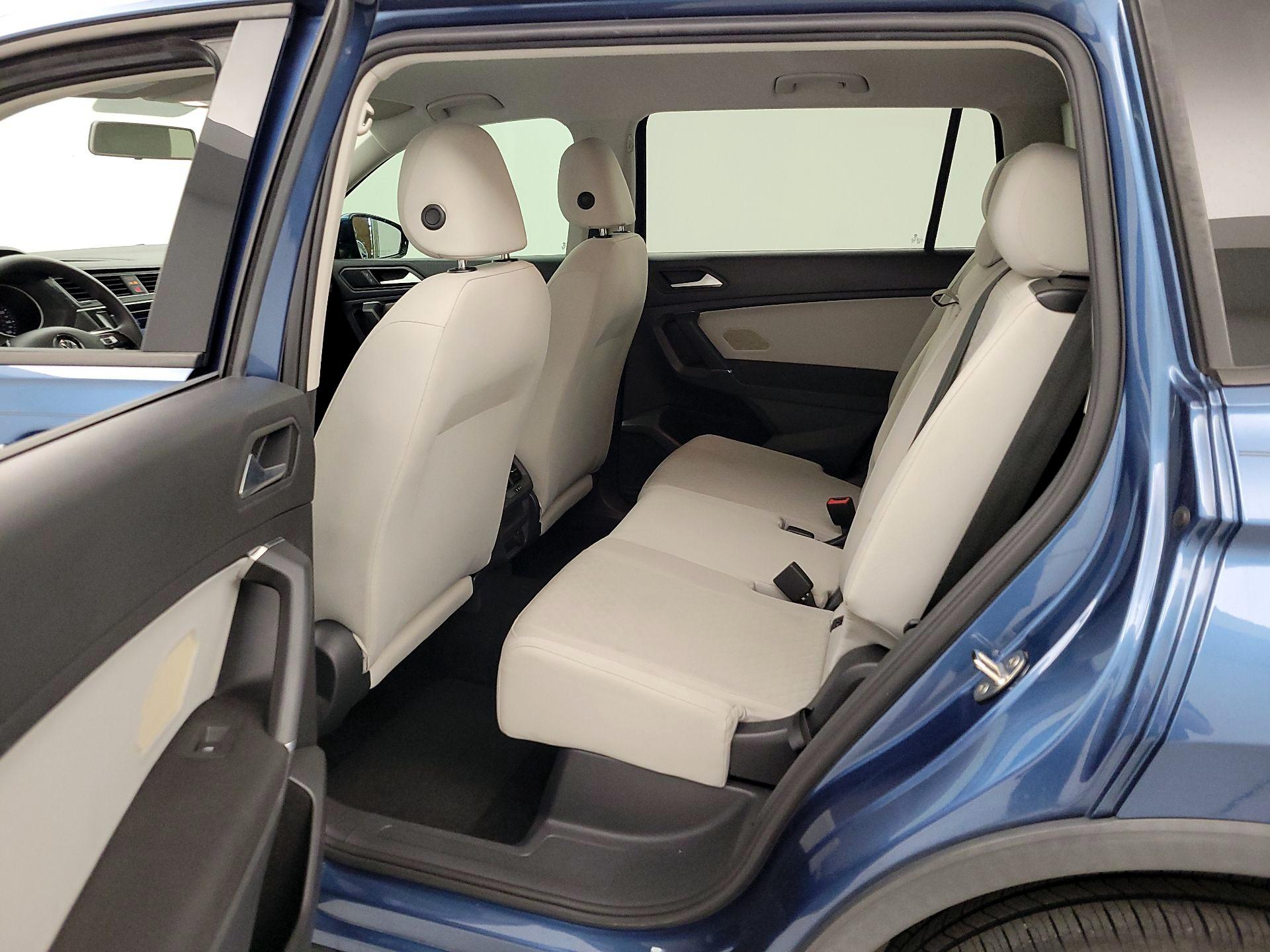 Thumbnail: 2020 Volkswagen Tiguan - 19