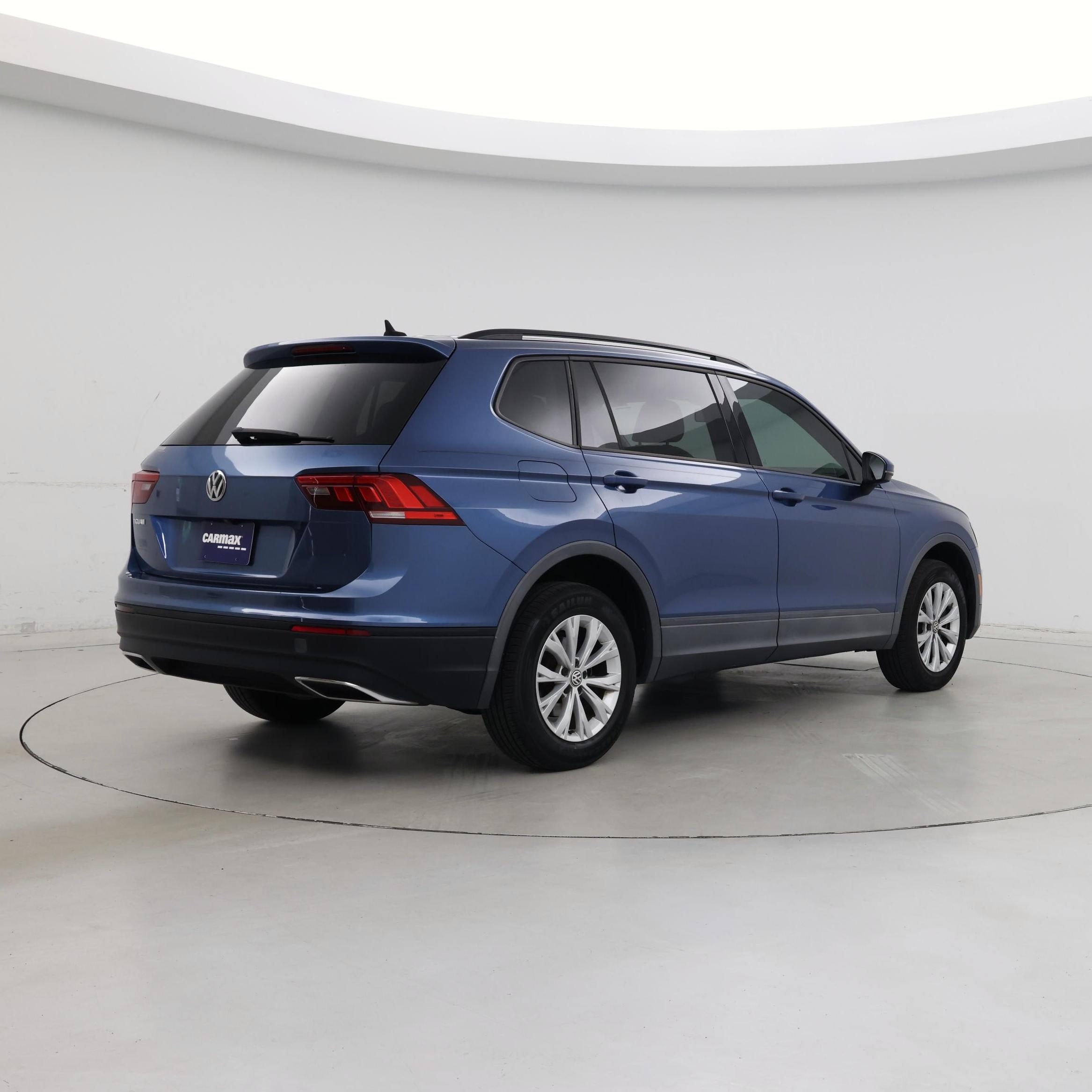 Thumbnail: 2020 Volkswagen Tiguan - 8