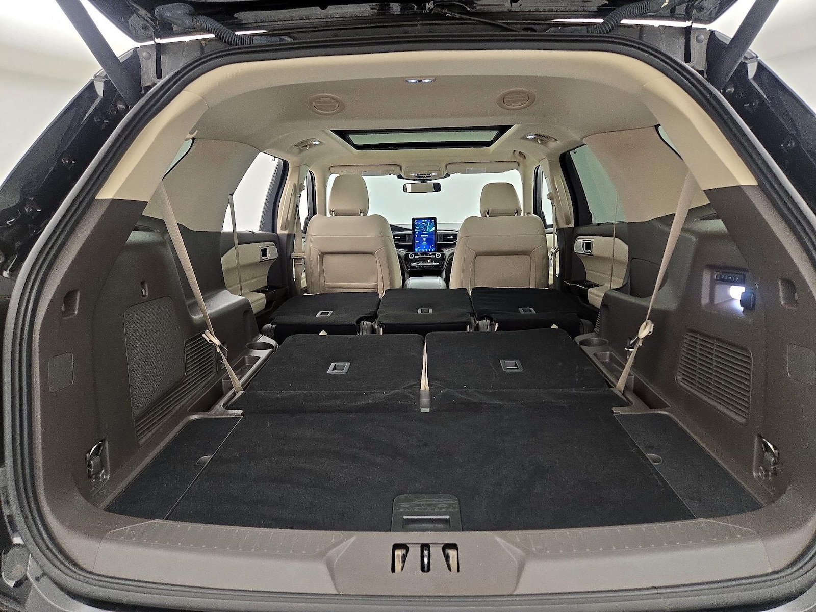 2022 Ford Explorer Platinum - Photo 25