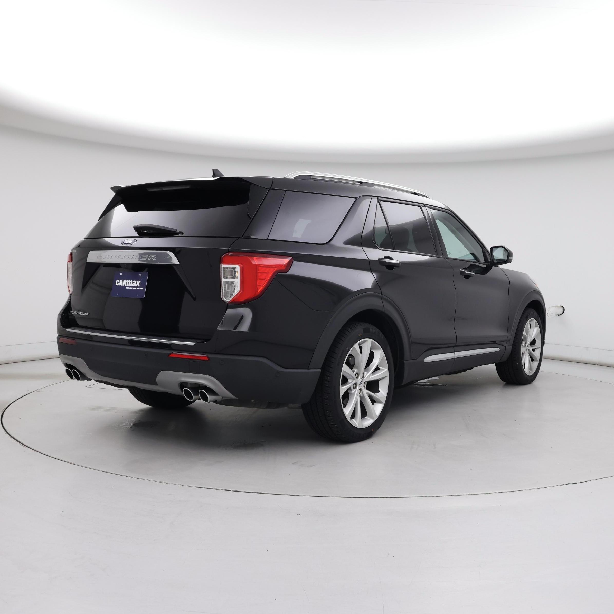 Thumbnail: 2022 Ford Explorer - 8