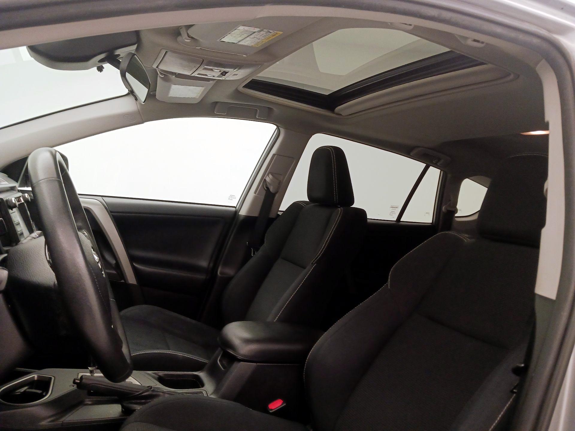 Thumbnail: 2017 Toyota RAV4 - 19