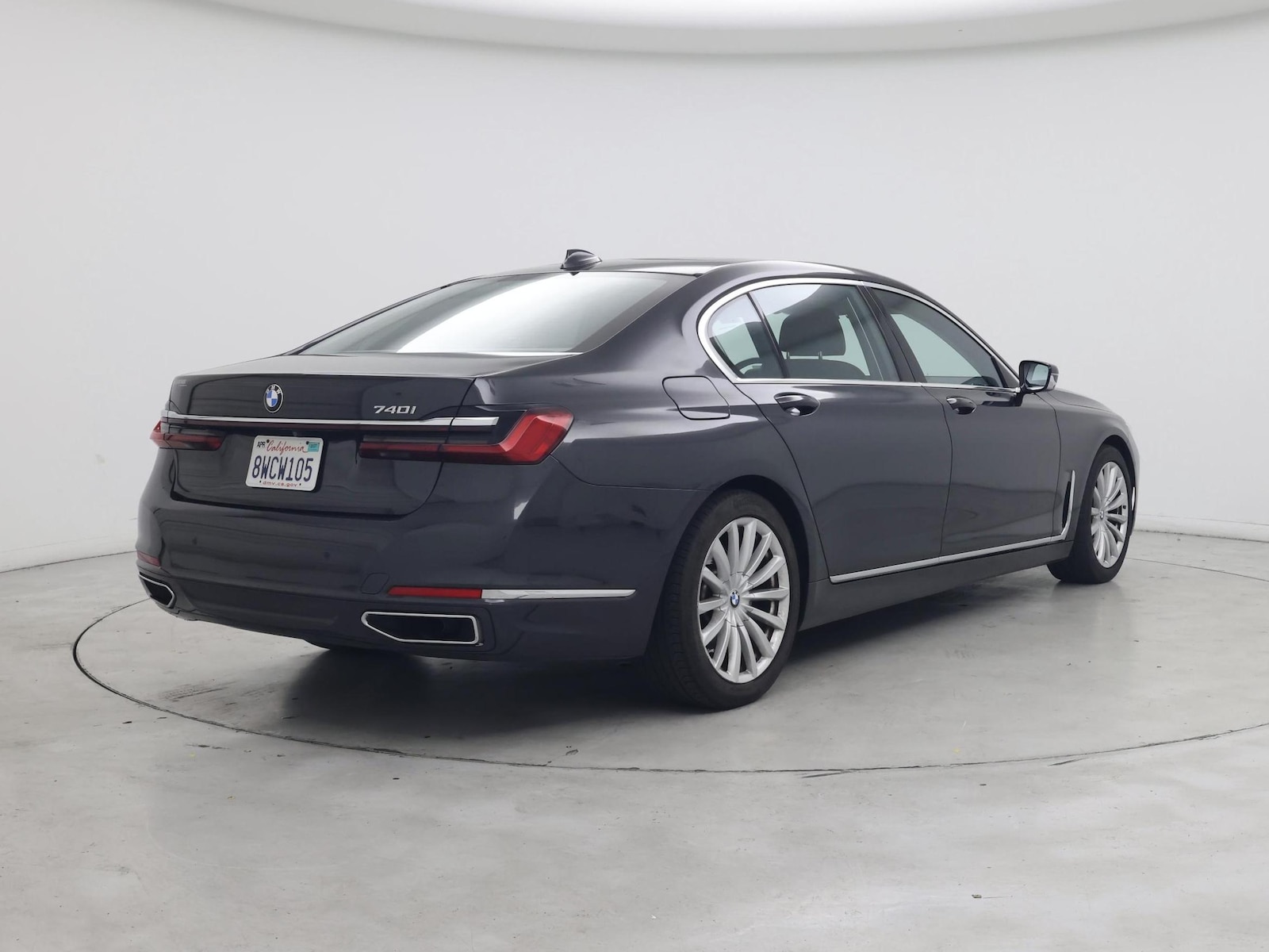 2021 BMW 7 Series 740i - Photo 9