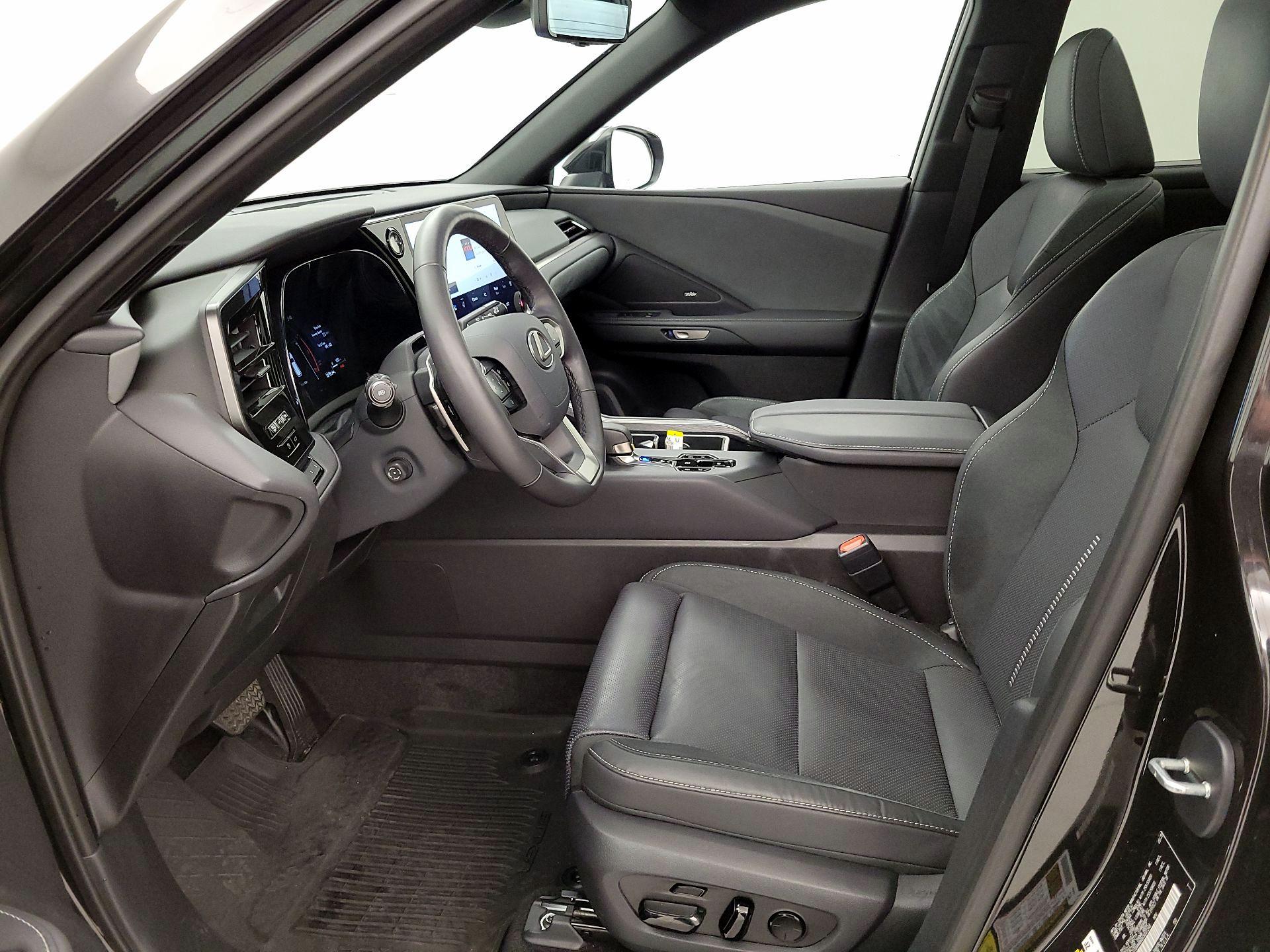 Thumbnail: 2025 Lexus TX - 11