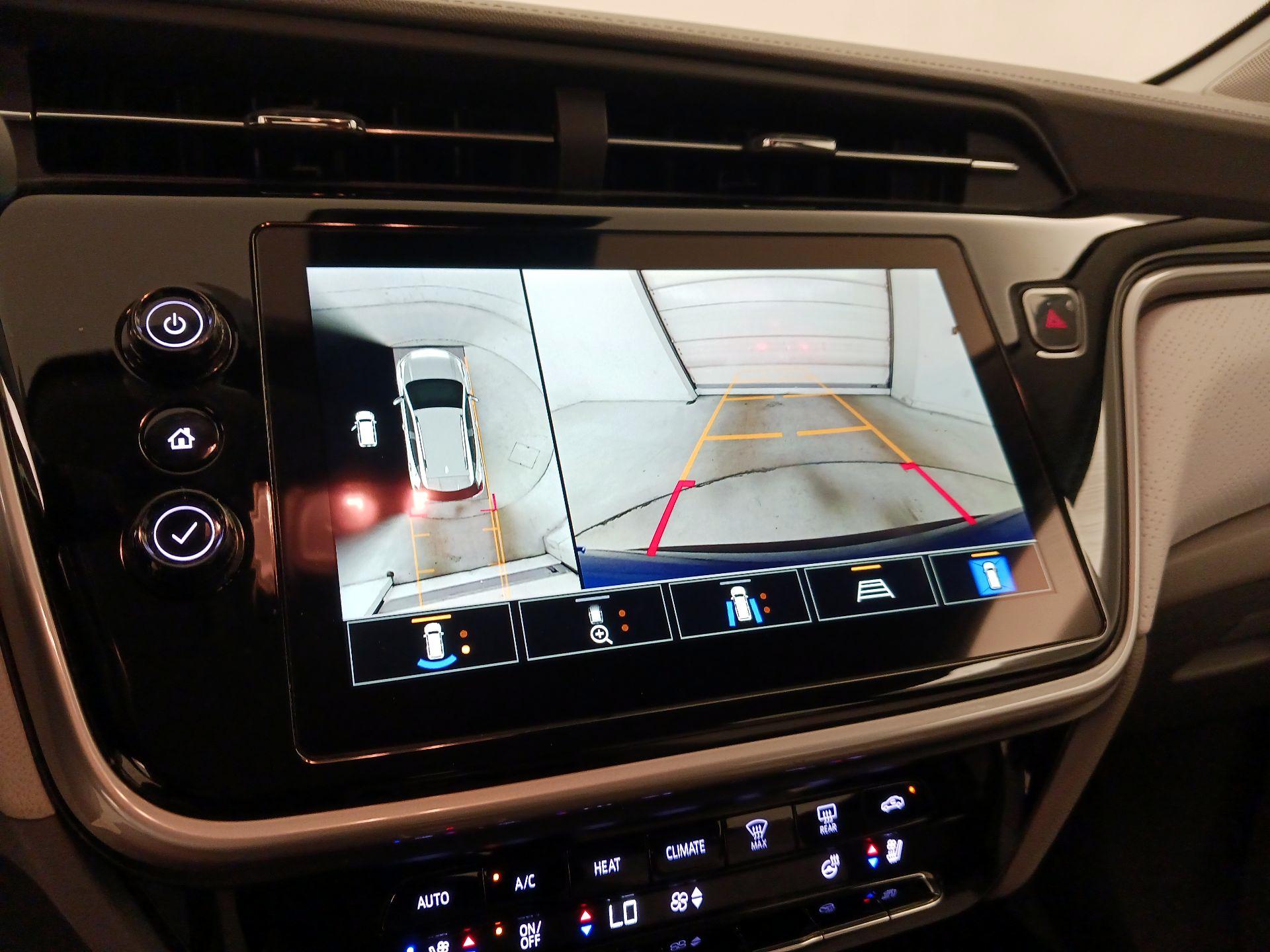 Thumbnail: 2023 Chevrolet Bolt EUV - 14