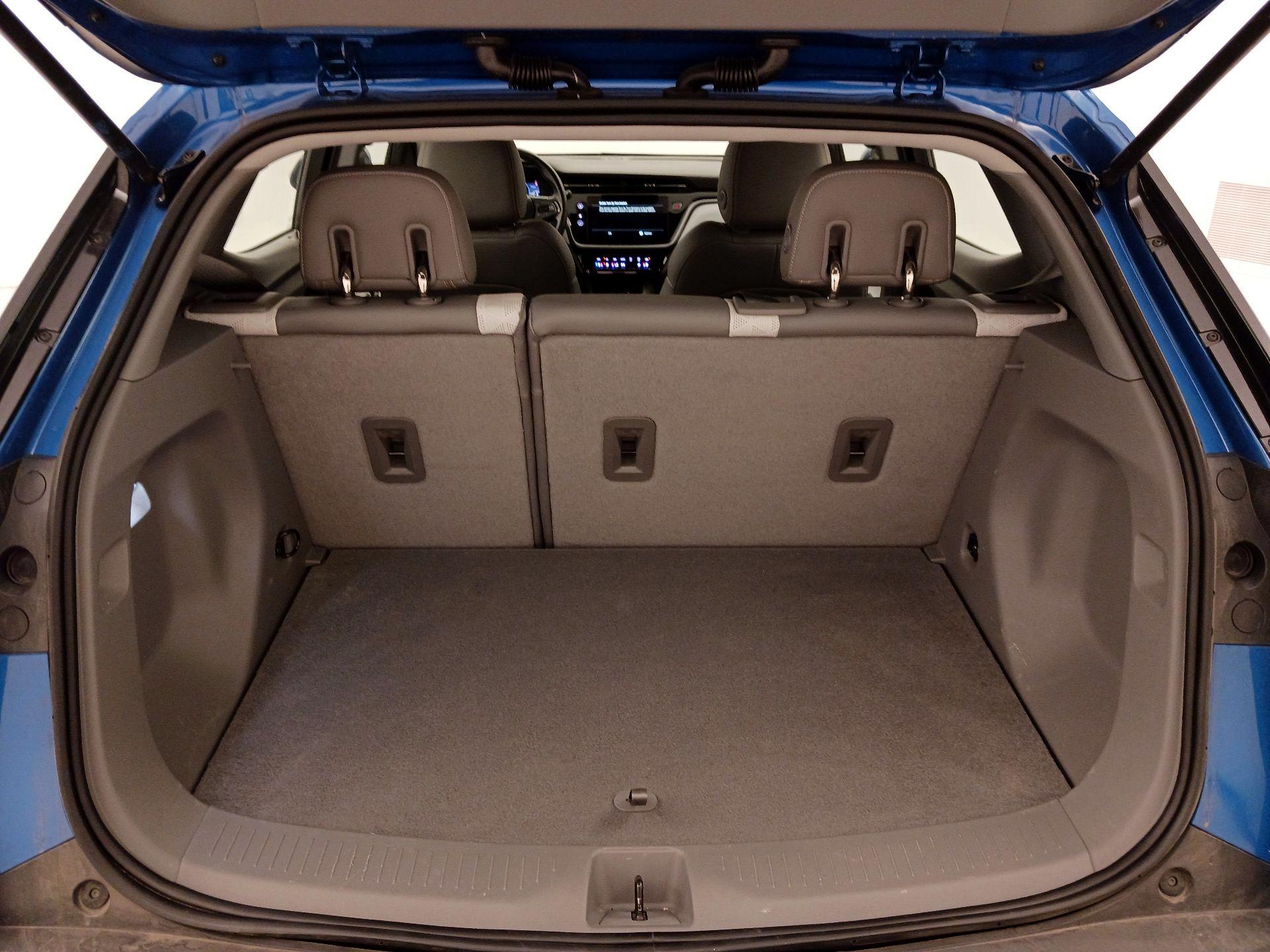 Thumbnail: 2023 Chevrolet Bolt EUV - 20