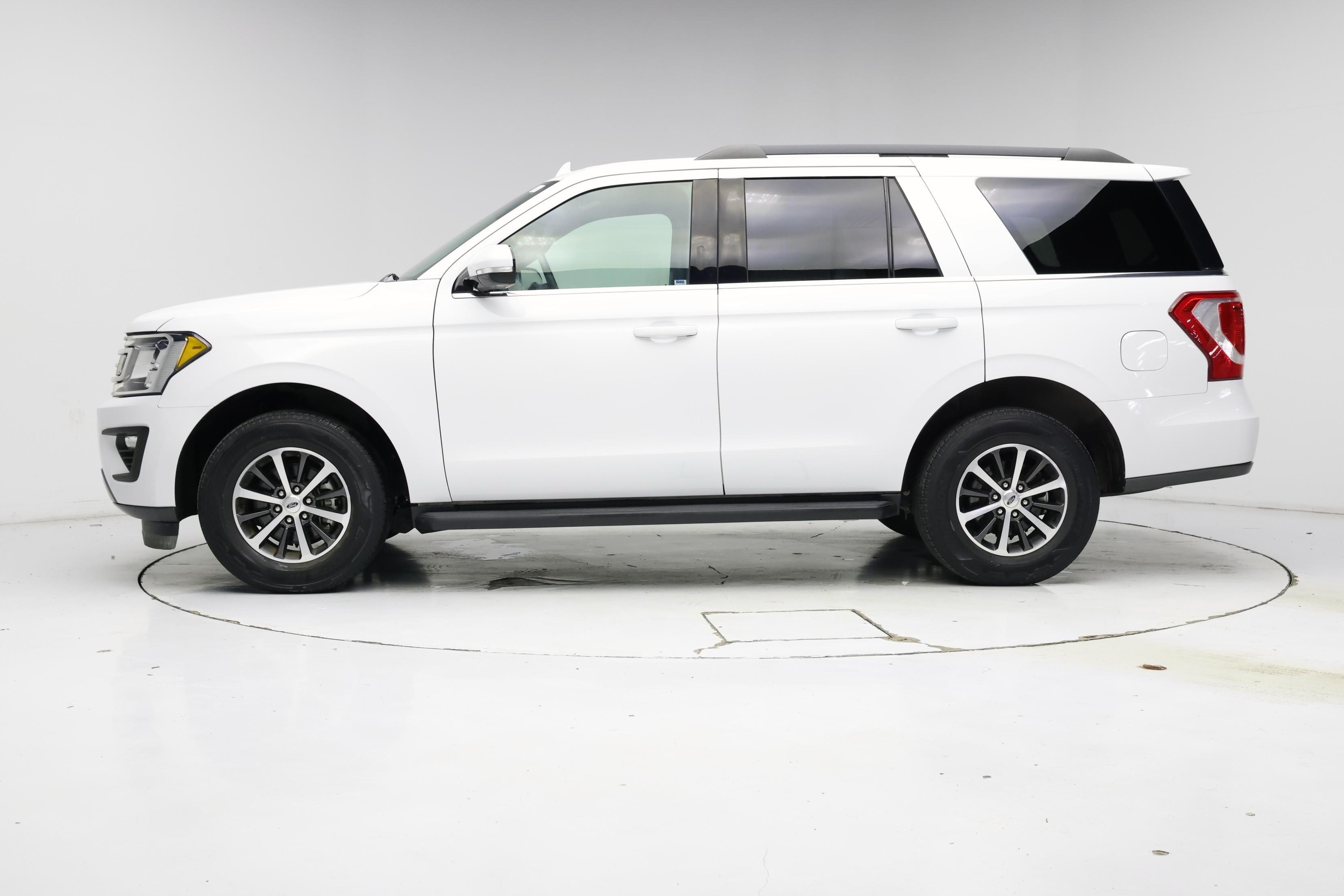 Thumbnail: 2020 Ford Expedition - 3