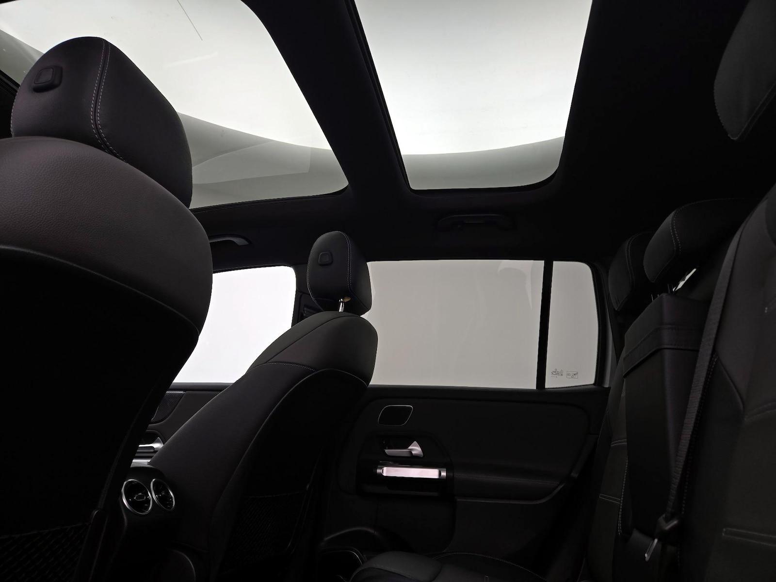 2020 Mercedes-Benz GLB Base - Photo 25