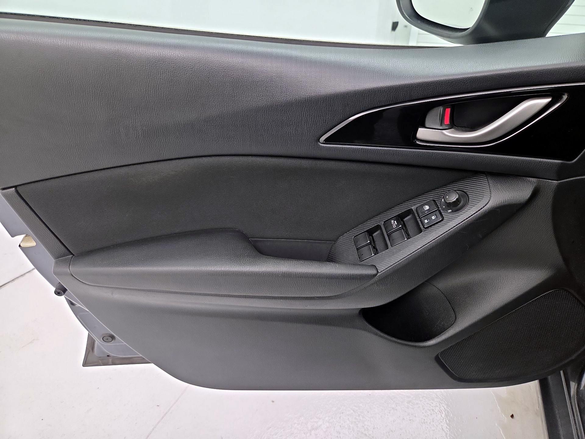 Thumbnail: 2015 Mazda Mazda3 - 12