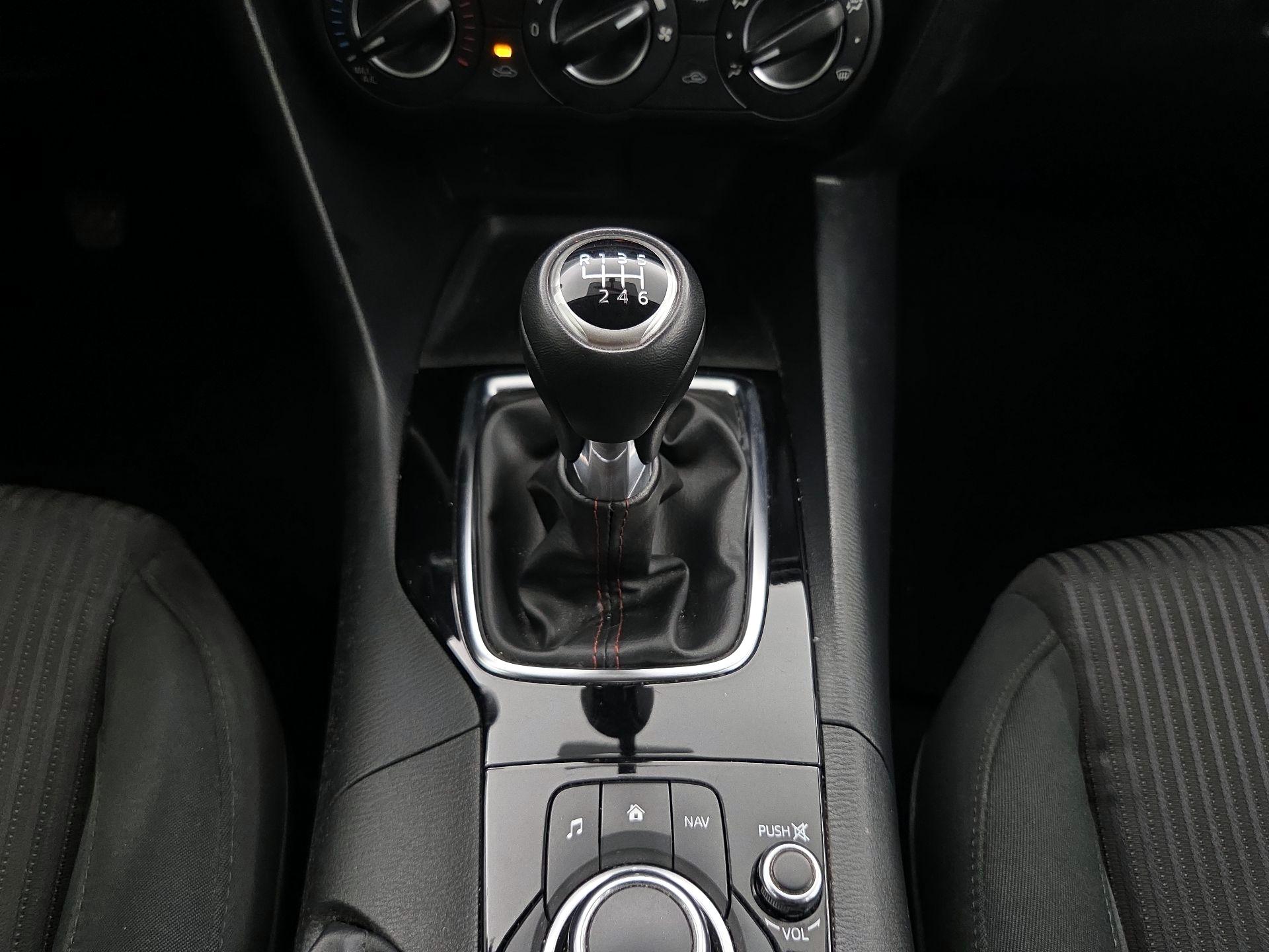 Thumbnail: 2015 Mazda Mazda3 - 18
