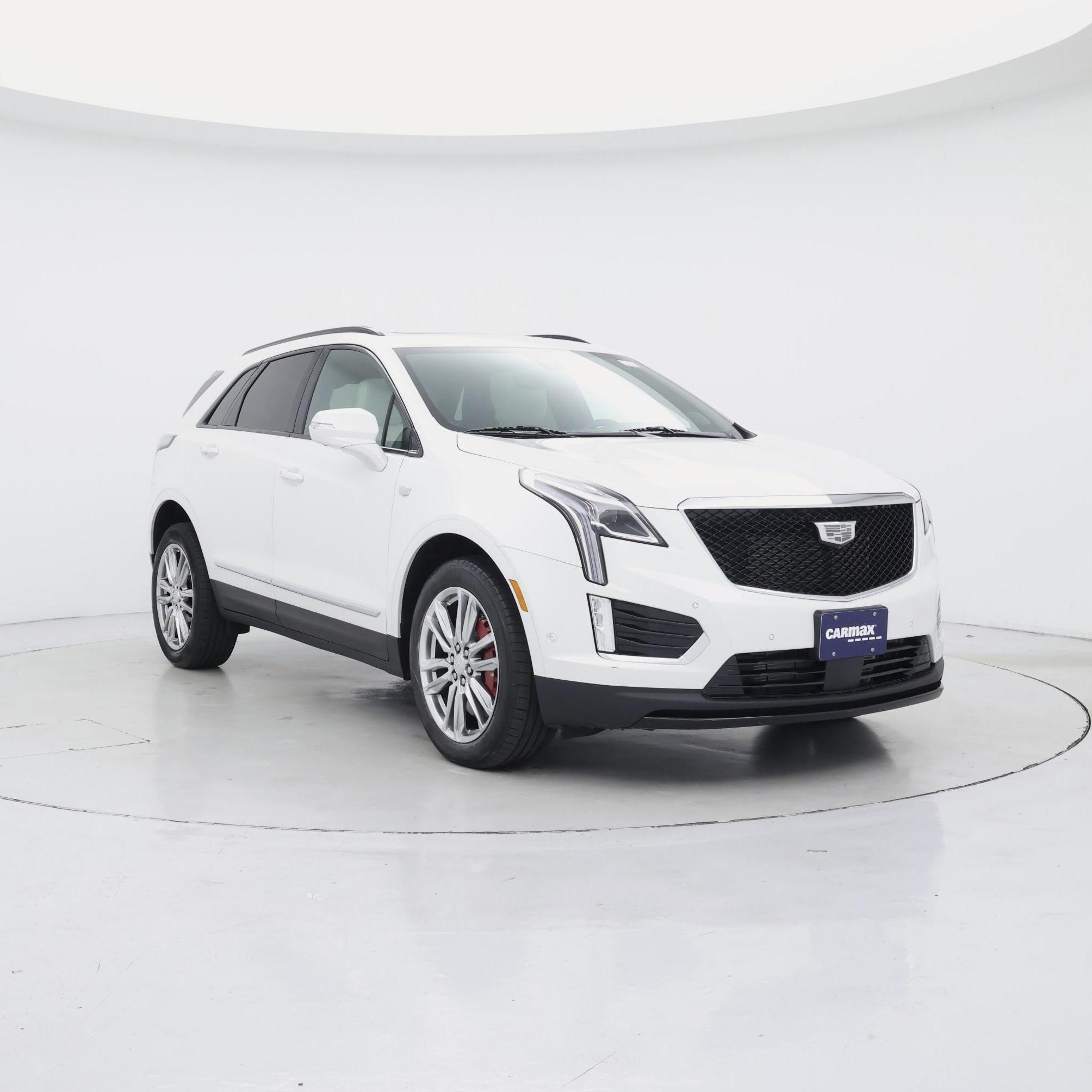 White 2022 Cadillac XT5 SUV / Crossover Four-Wheel Drive Automatic