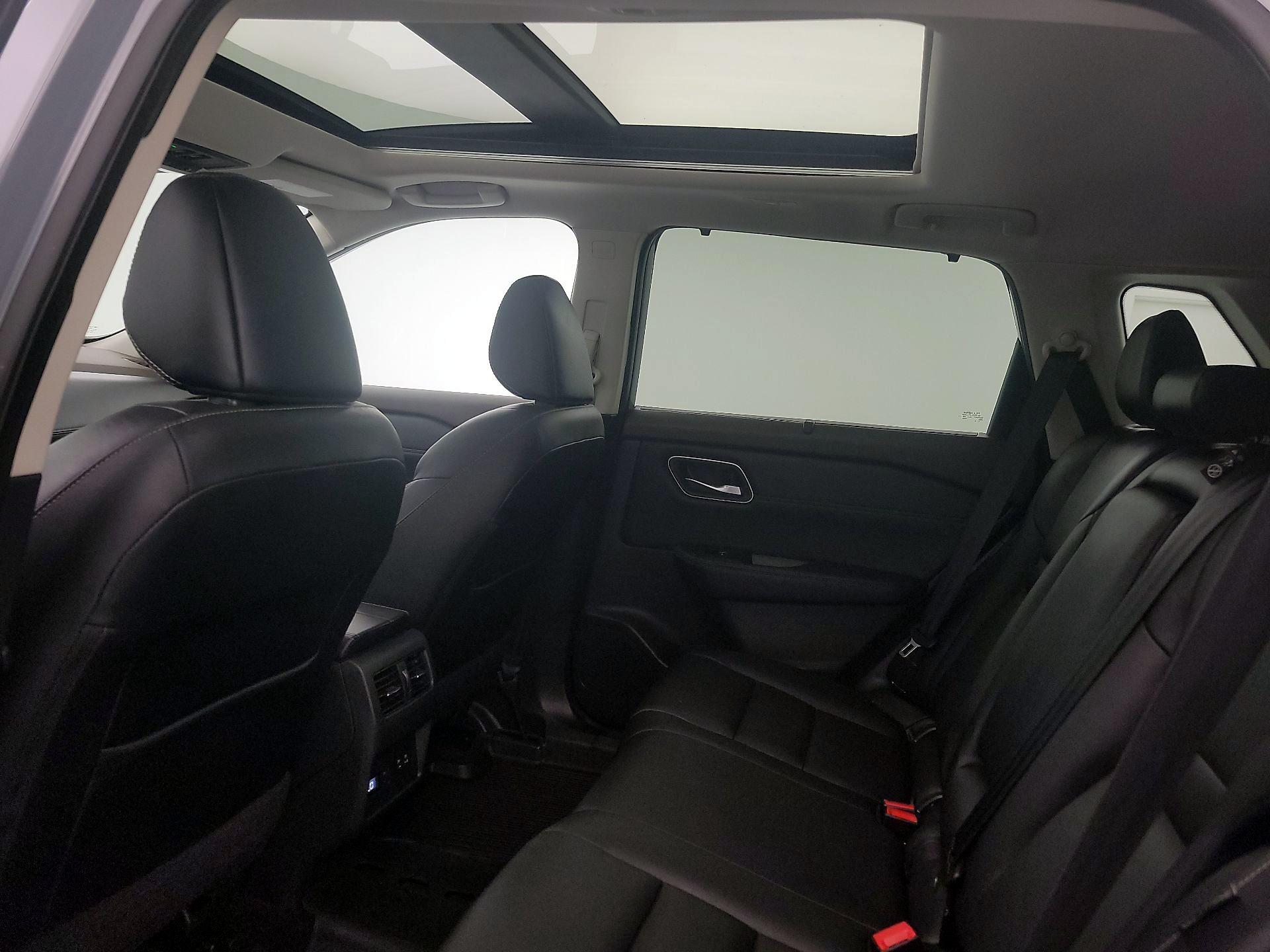 Thumbnail: 2021 Nissan Rogue - 20