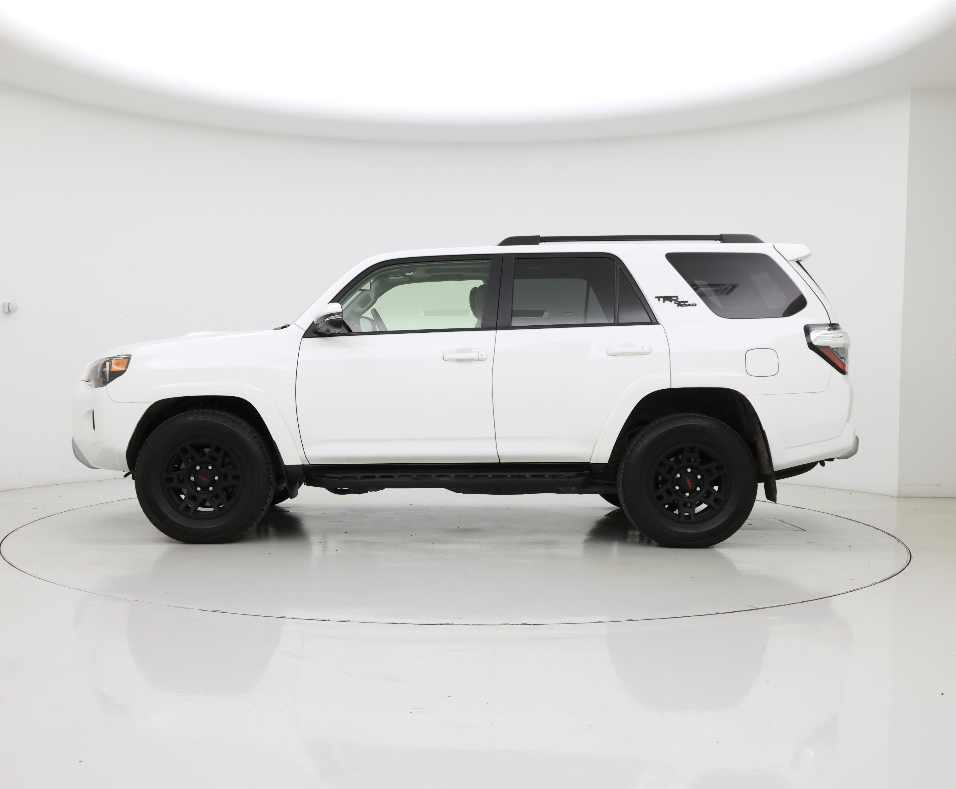 Thumbnail: 2023 Toyota 4Runner - 3