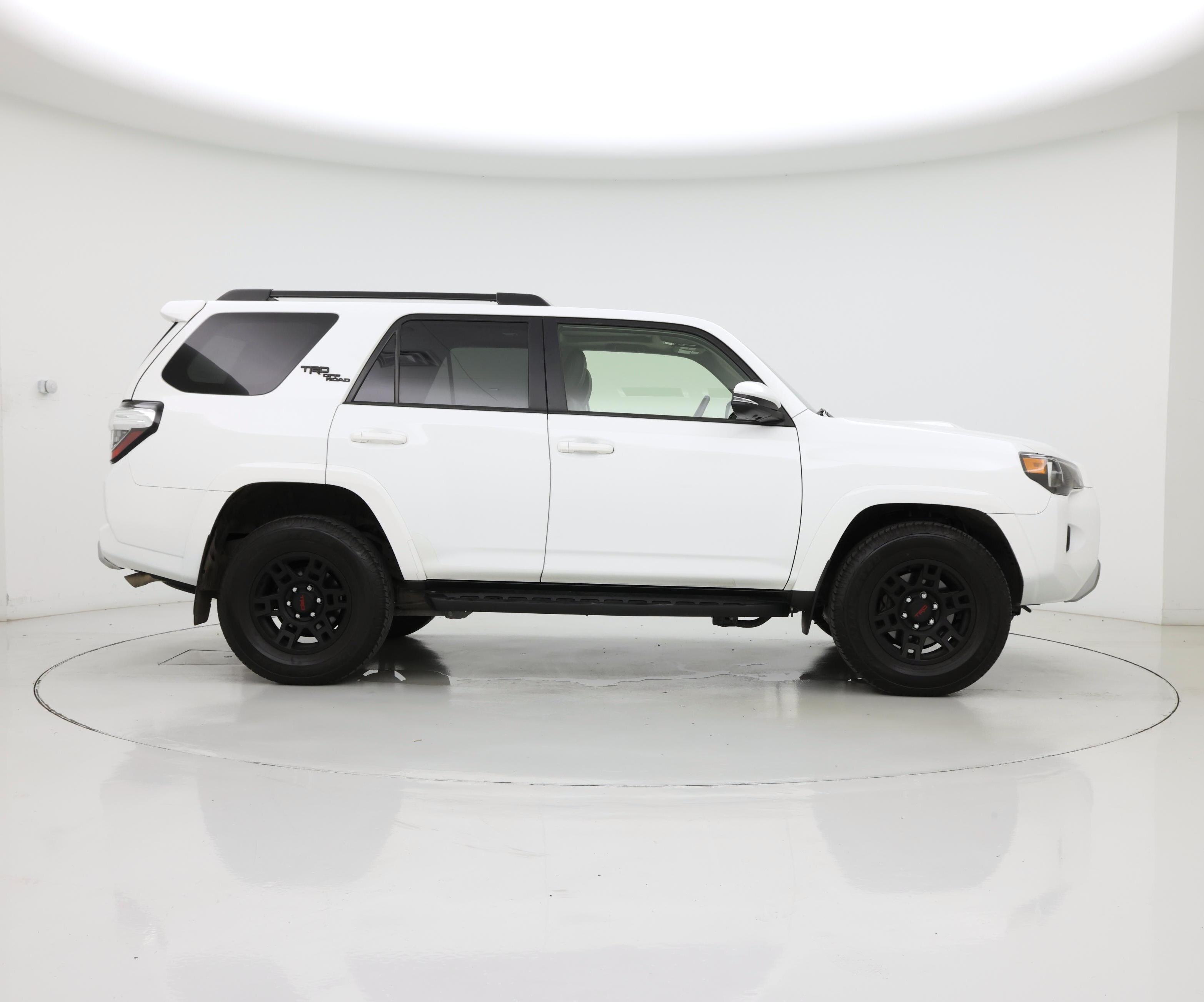 Thumbnail: 2023 Toyota 4Runner - 7