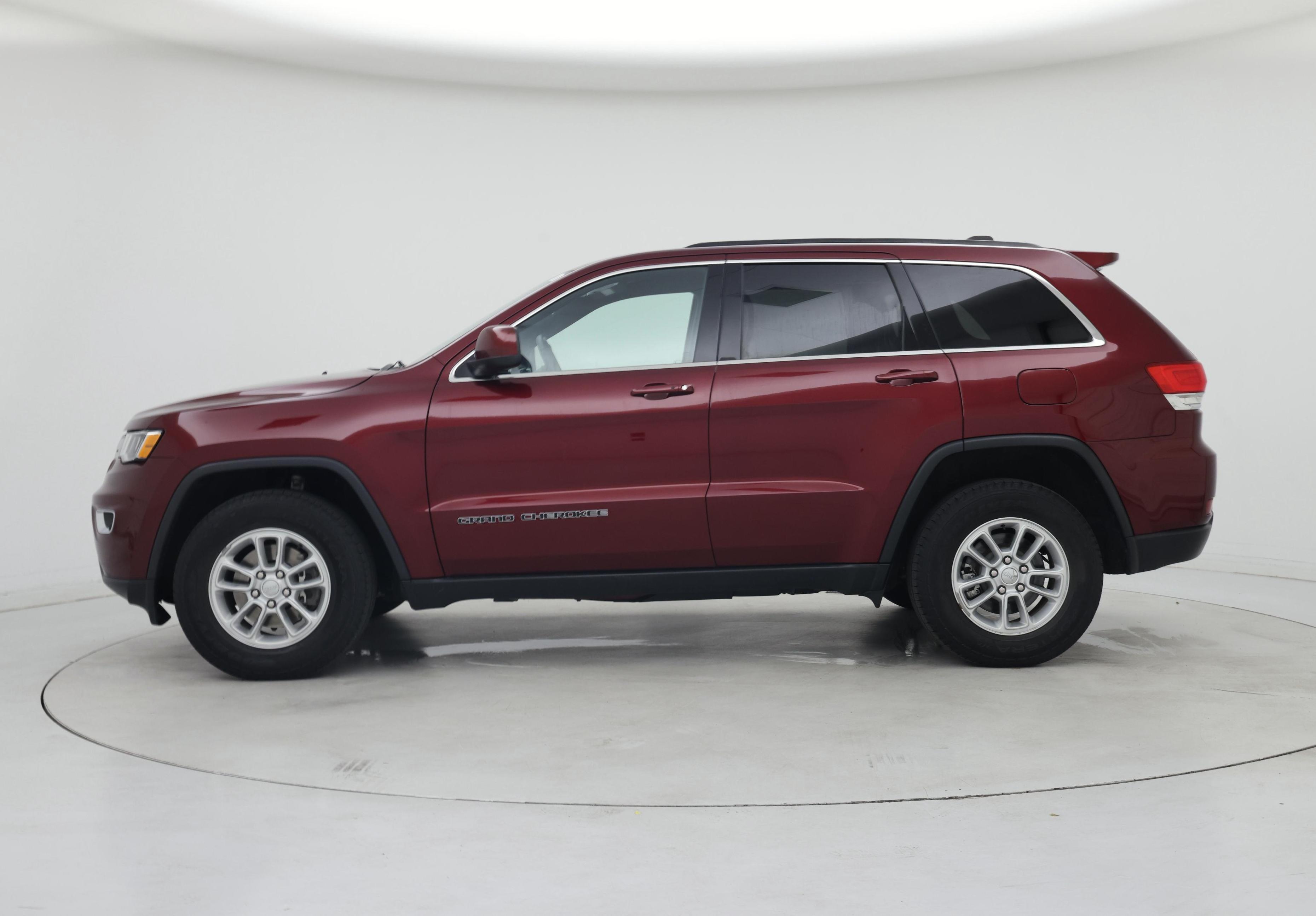 Thumbnail: 2018 Jeep Grand Cherokee - 3