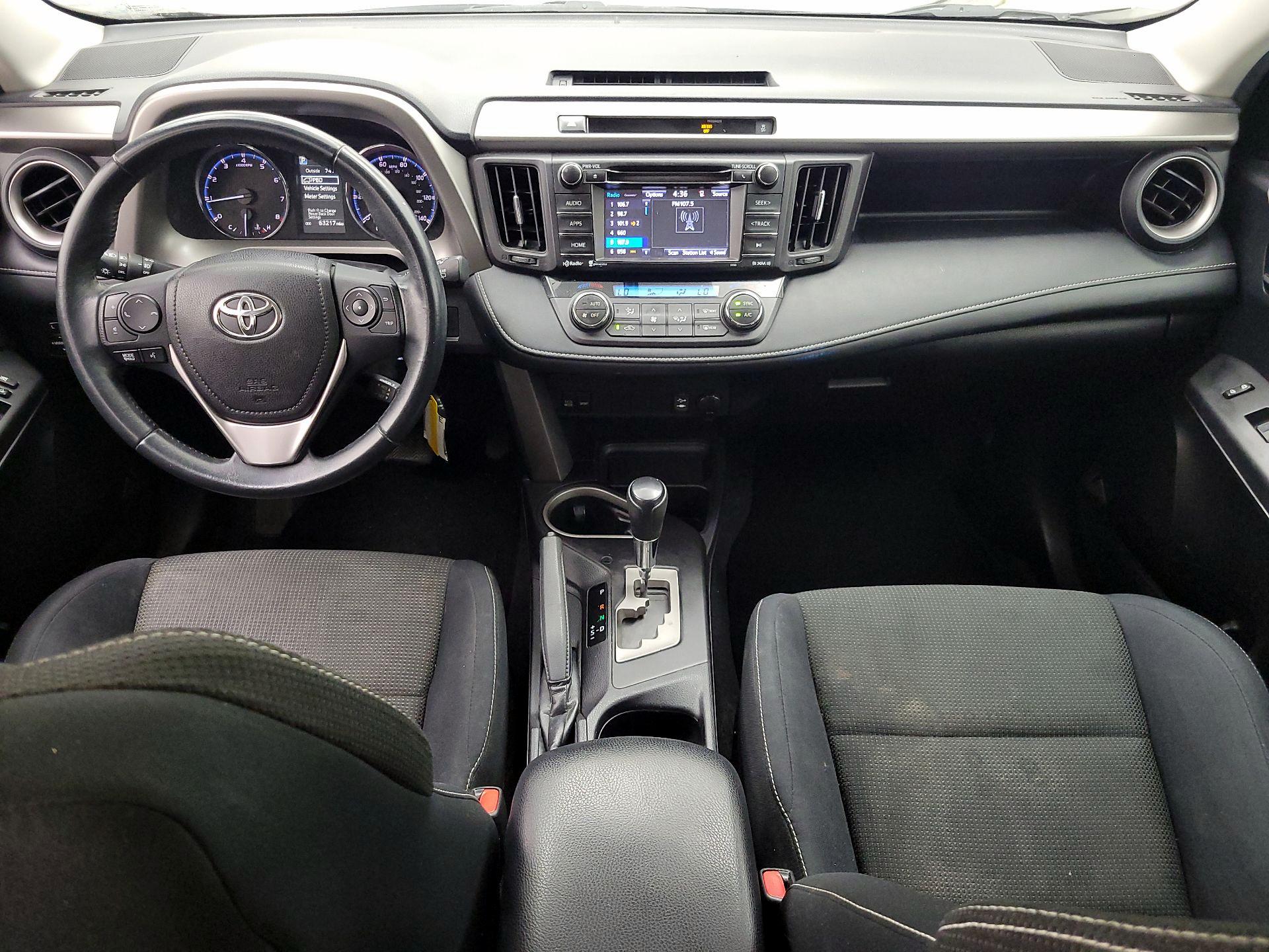 Thumbnail: 2016 Toyota RAV4 - 9