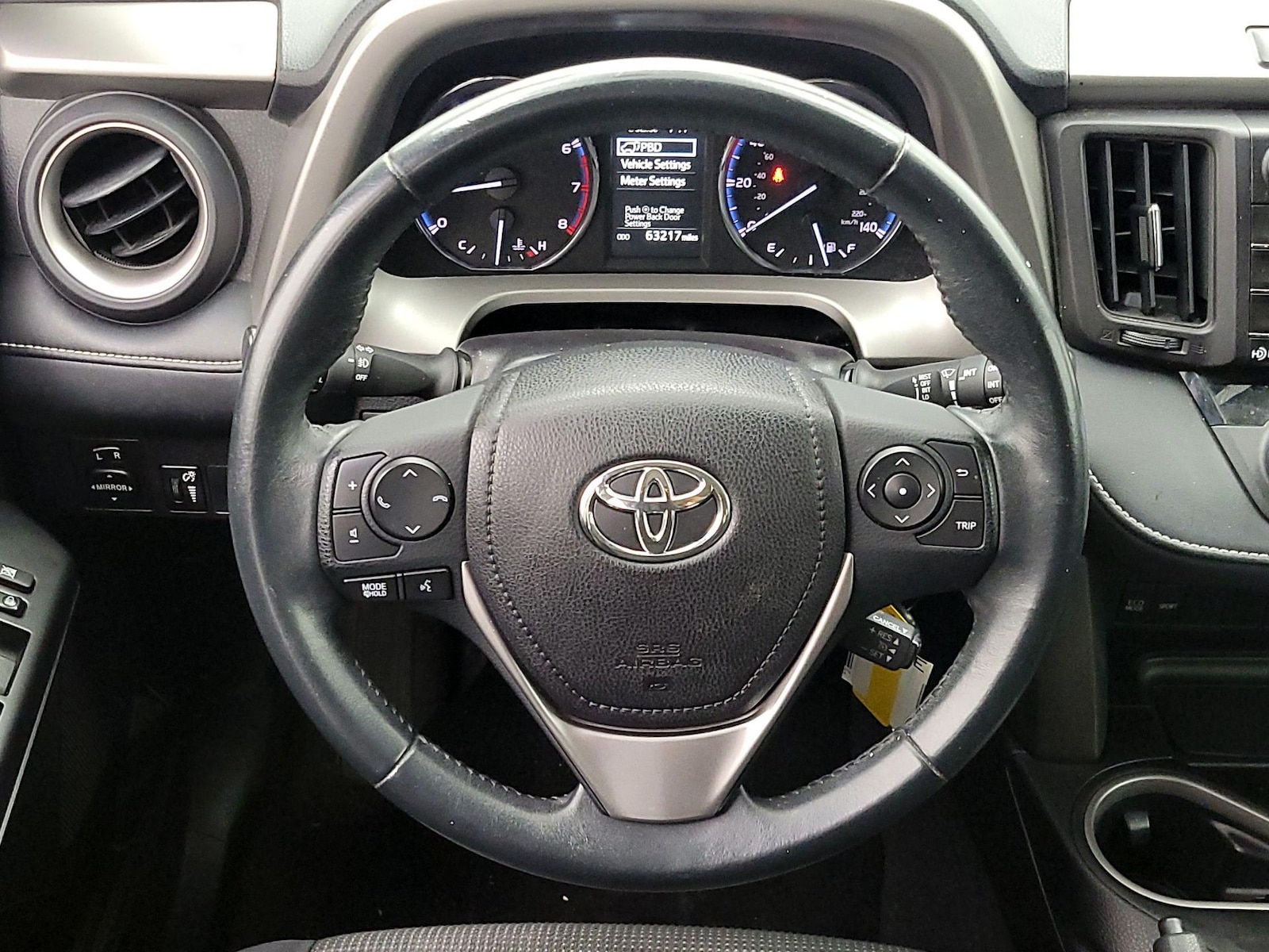 2016 Toyota RAV4 XLE - Photo 11