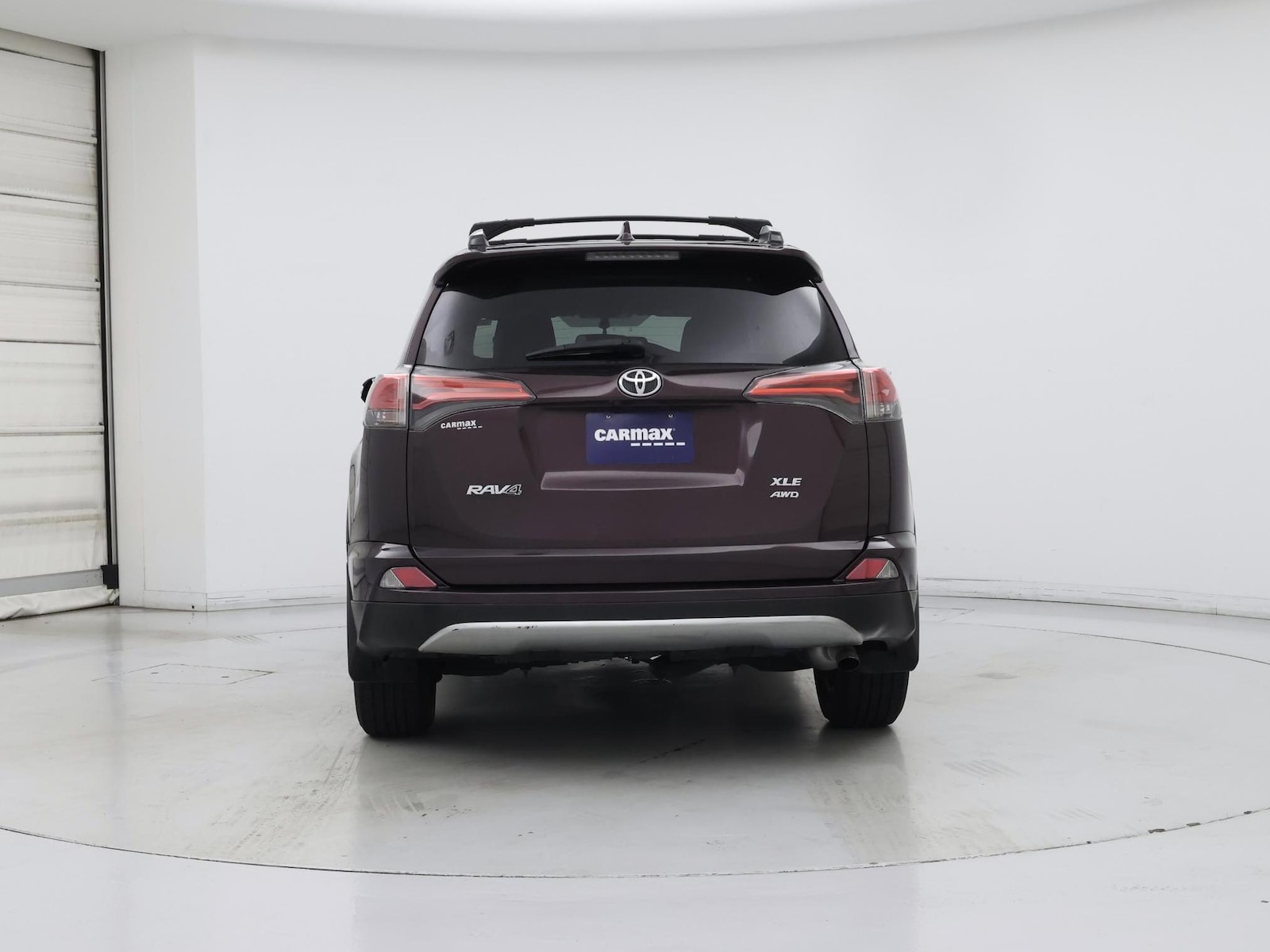 2016 Toyota RAV4 XLE - Photo 7