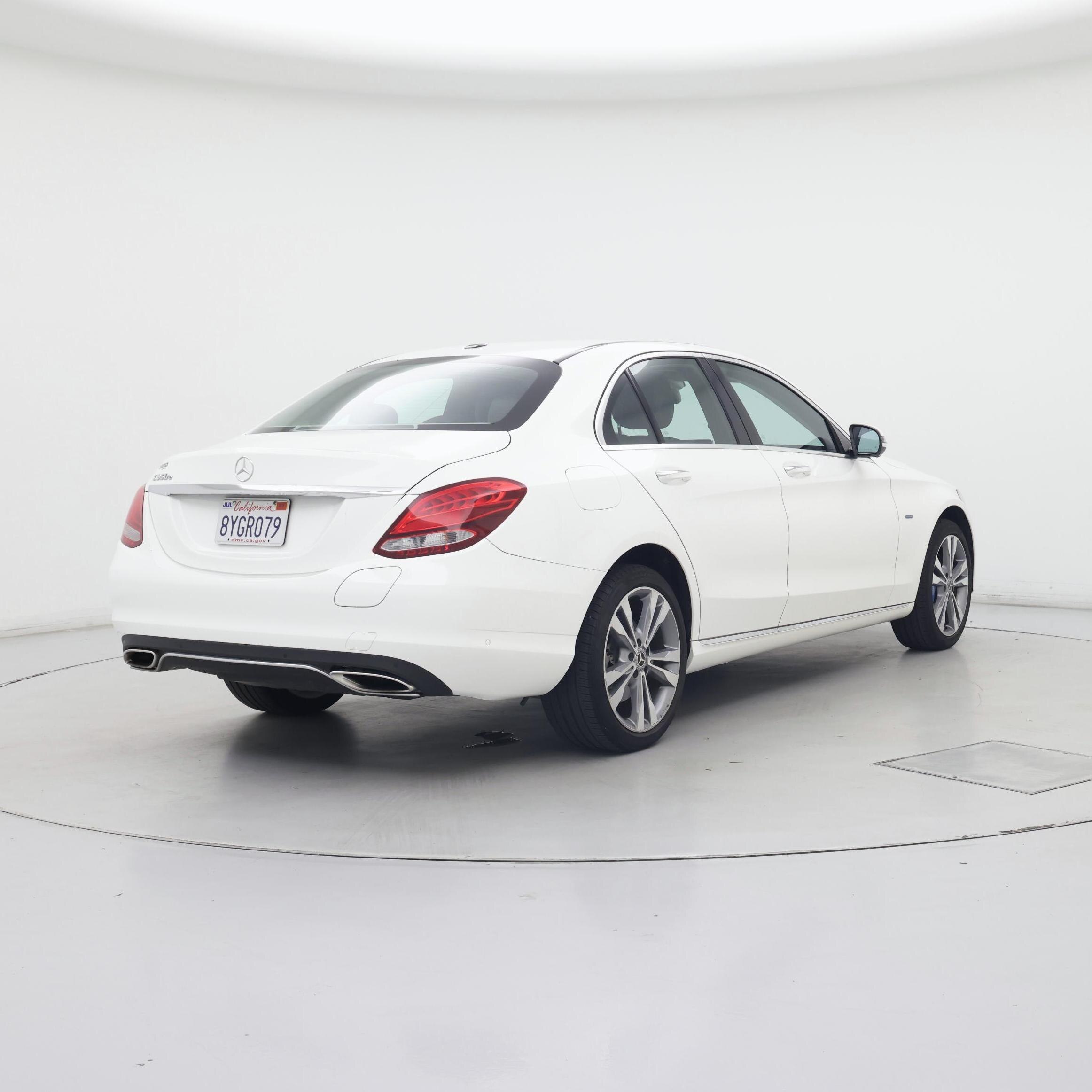 Thumbnail: 2017 Mercedes-Benz C-Class - 8