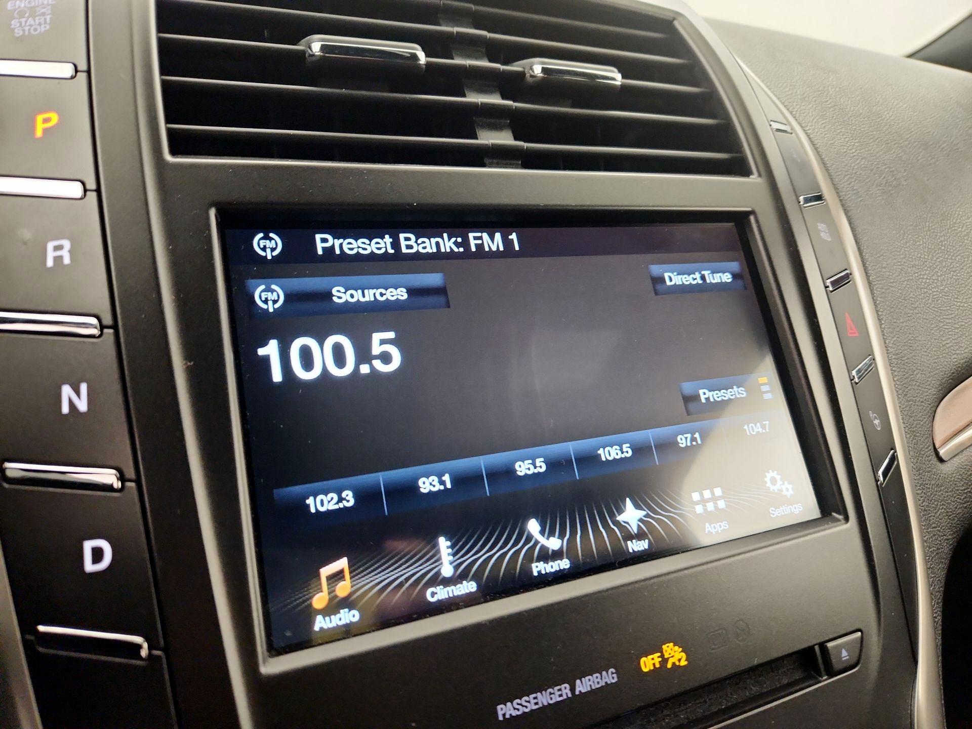 Thumbnail: 2017 Lincoln MKC - 15