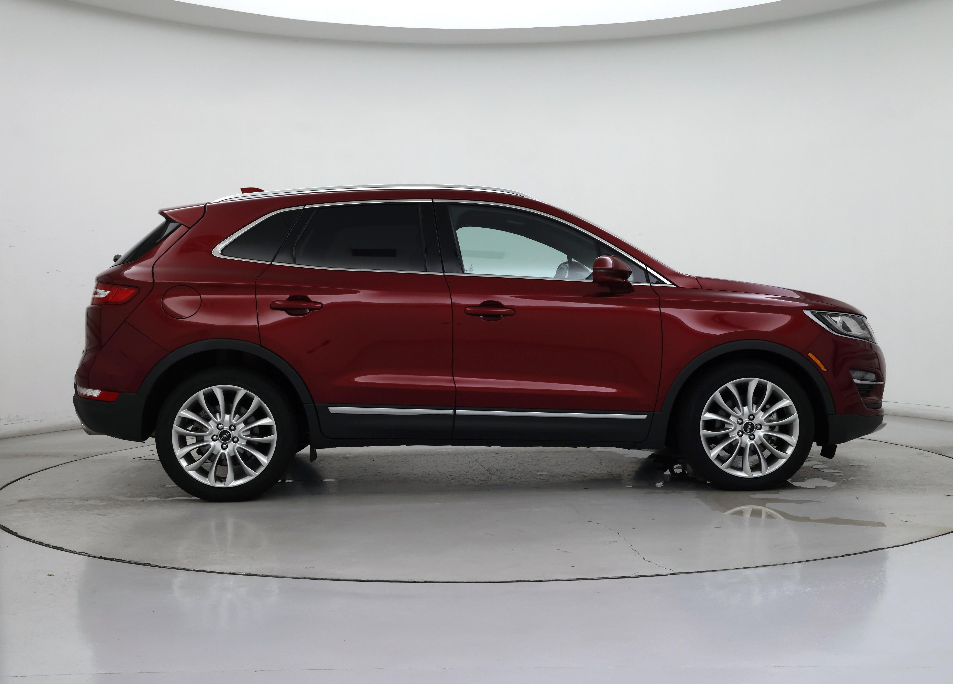 Thumbnail: 2017 Lincoln MKC - 7
