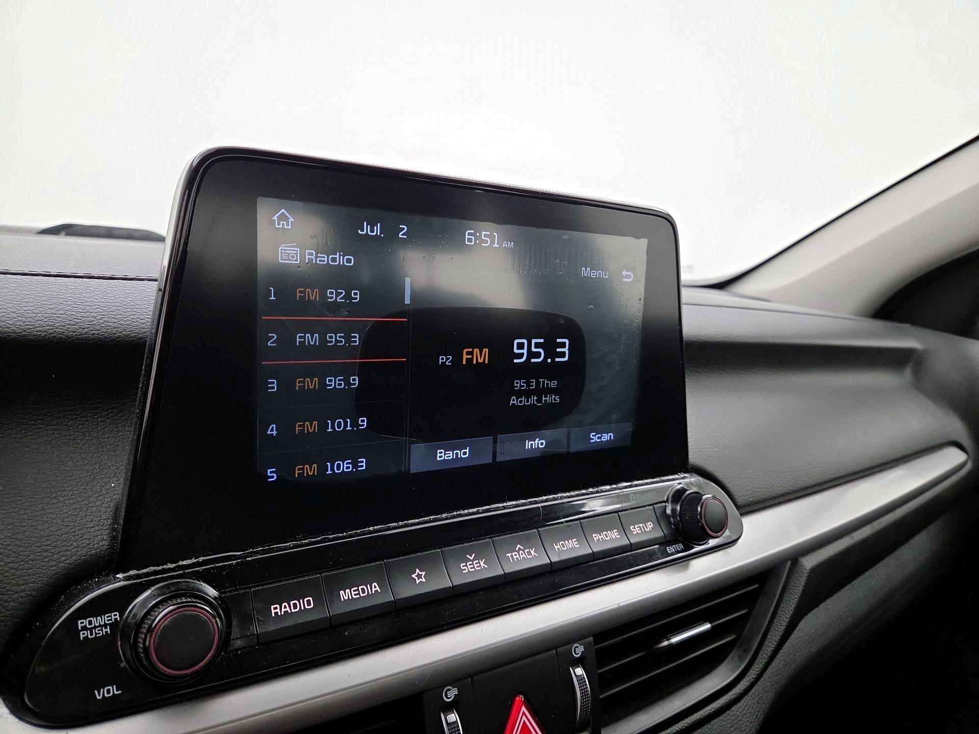 Thumbnail: 2019 Kia Forte - 15
