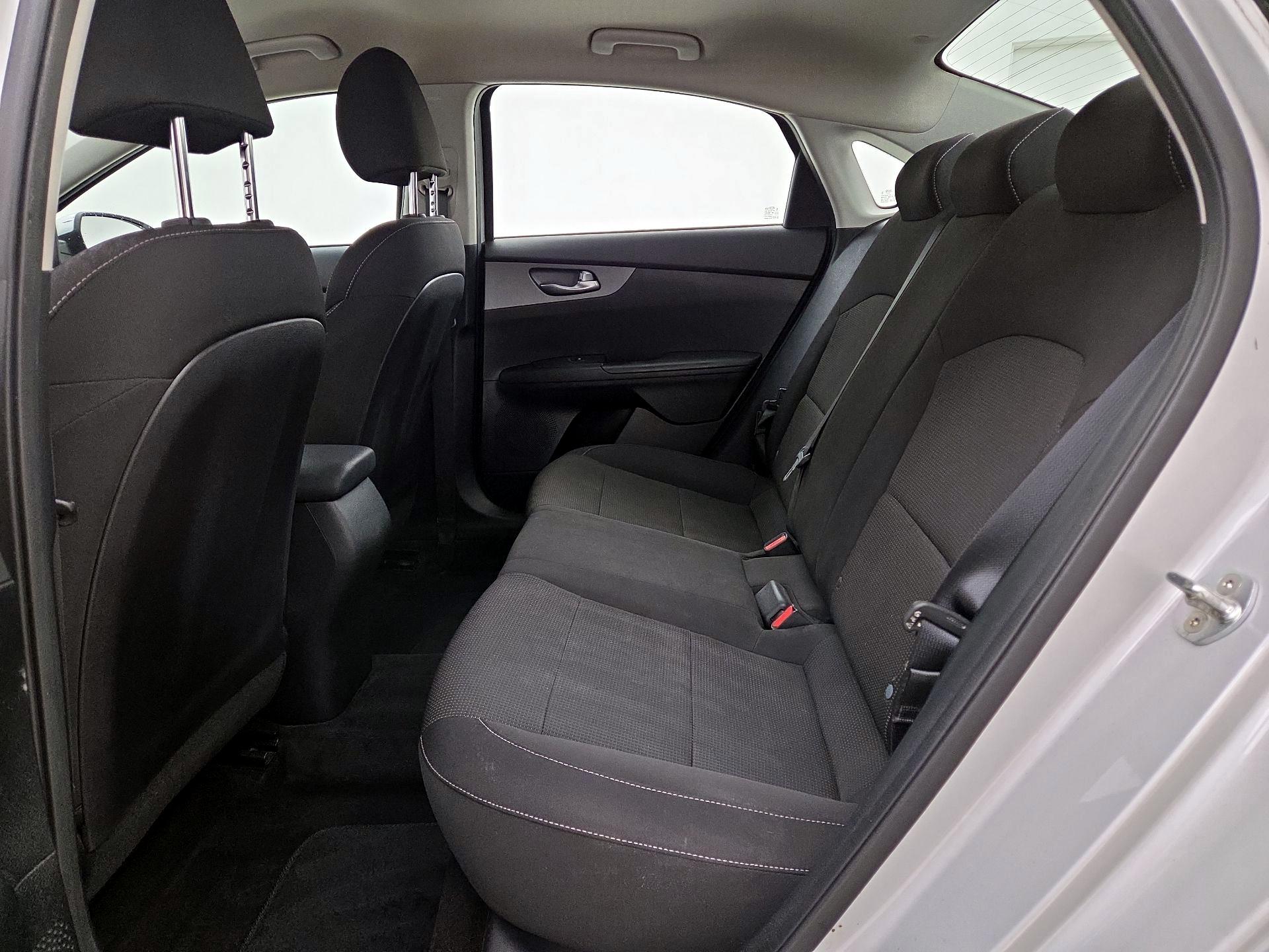Thumbnail: 2019 Kia Forte - 19