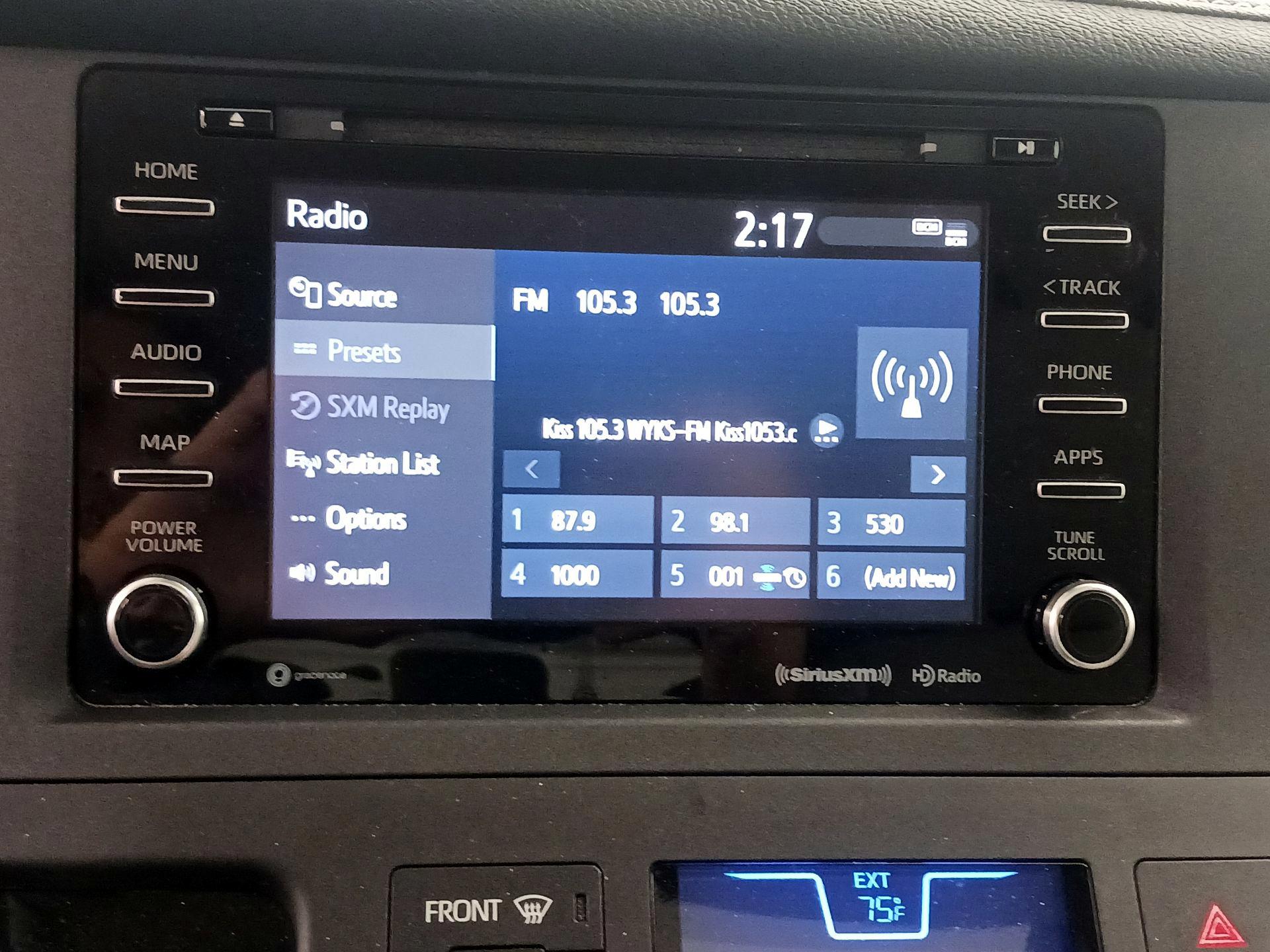 Thumbnail: 2019 Toyota Sienna - 15