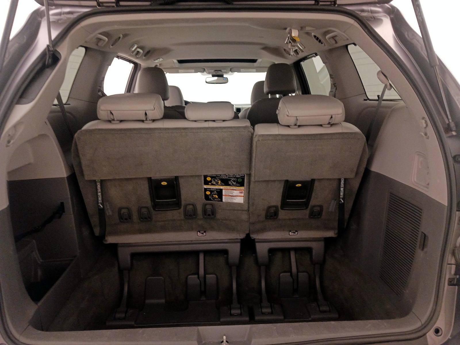 2019 Toyota Sienna 23