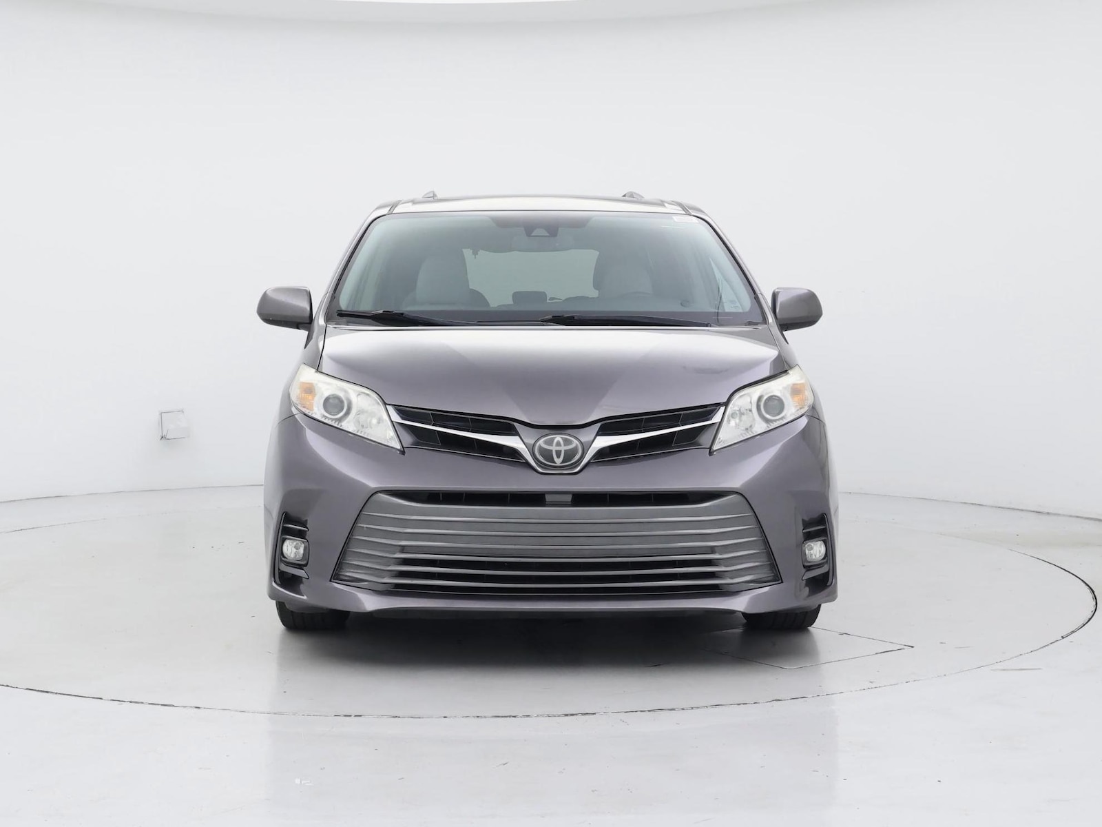 2019 Toyota Sienna 6