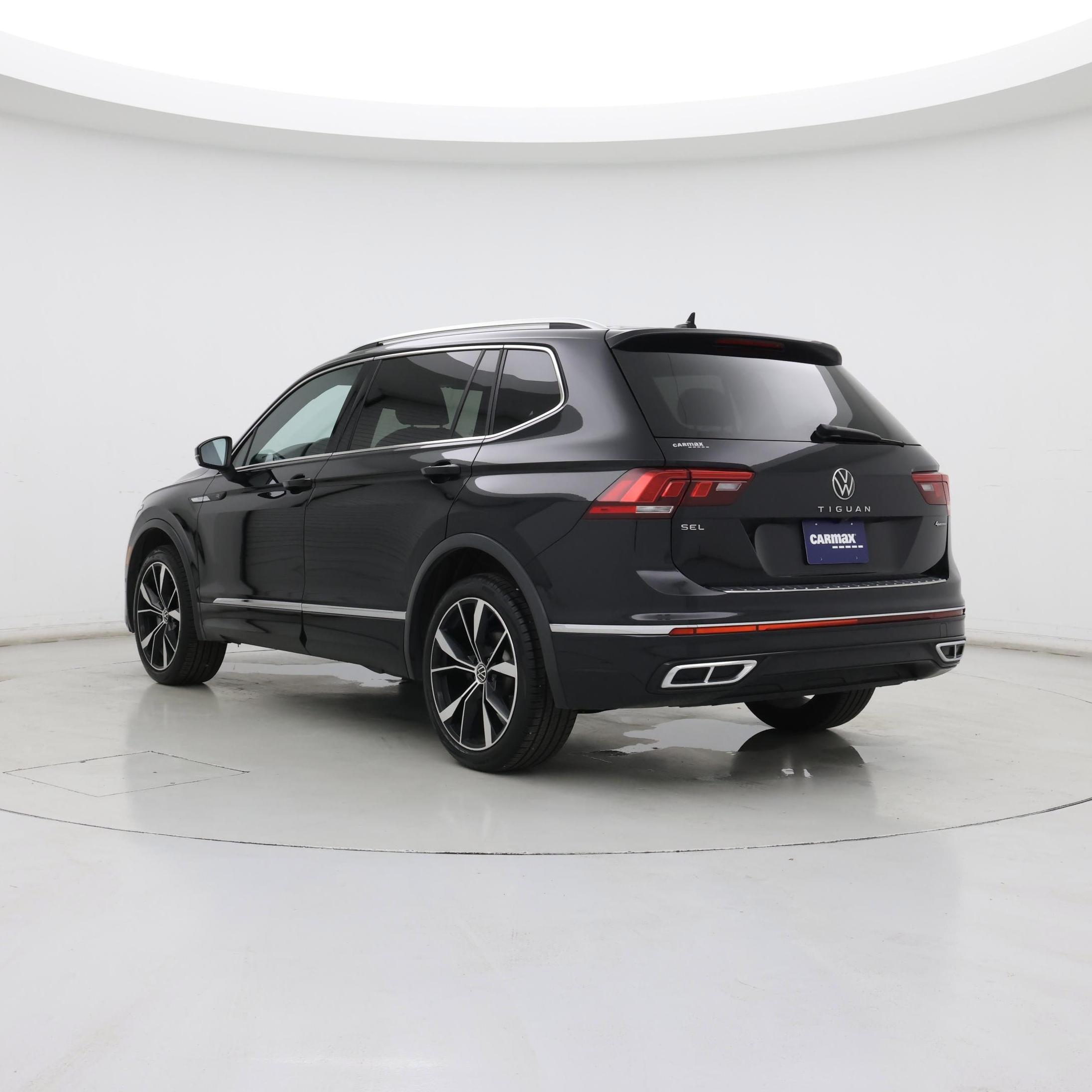 Thumbnail: 2022 Volkswagen Tiguan - 2