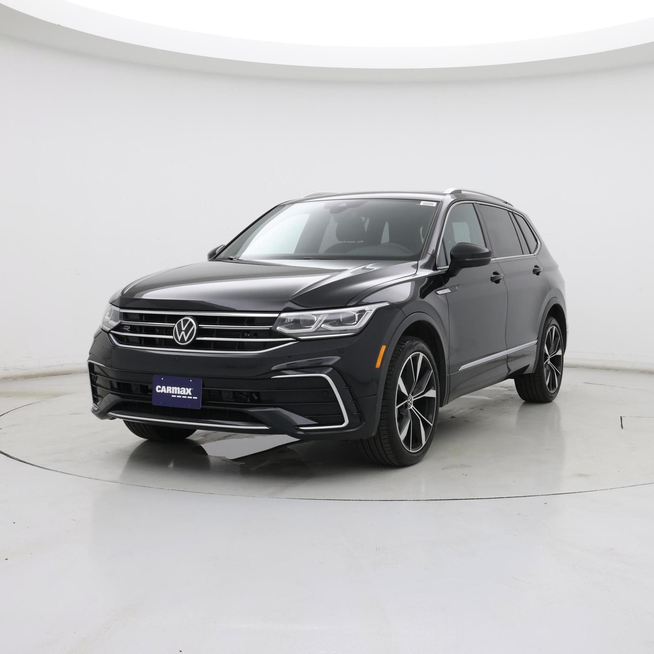 Thumbnail: 2022 Volkswagen Tiguan - 4