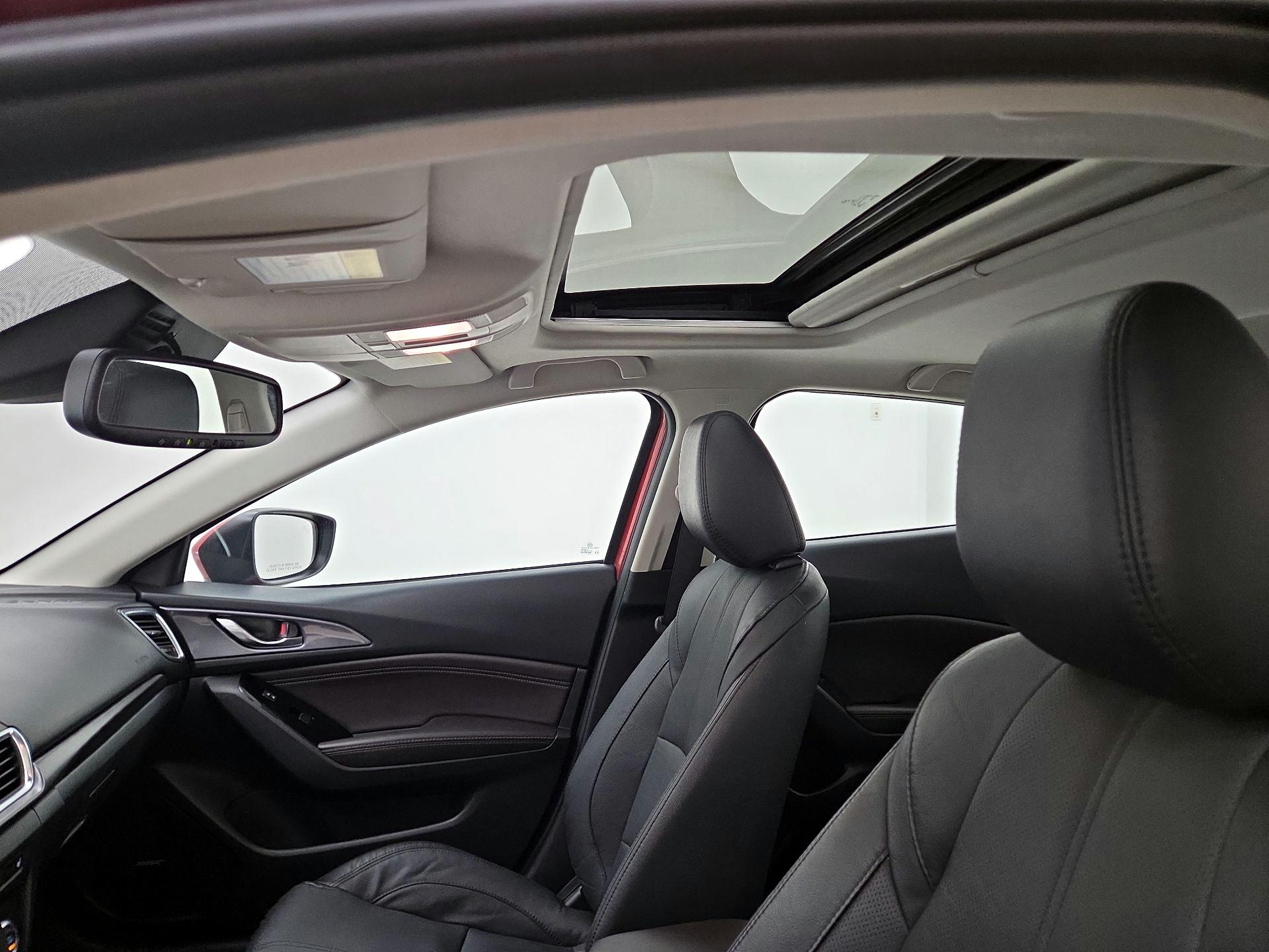 Thumbnail: 2017 Mazda Mazda3 - 19