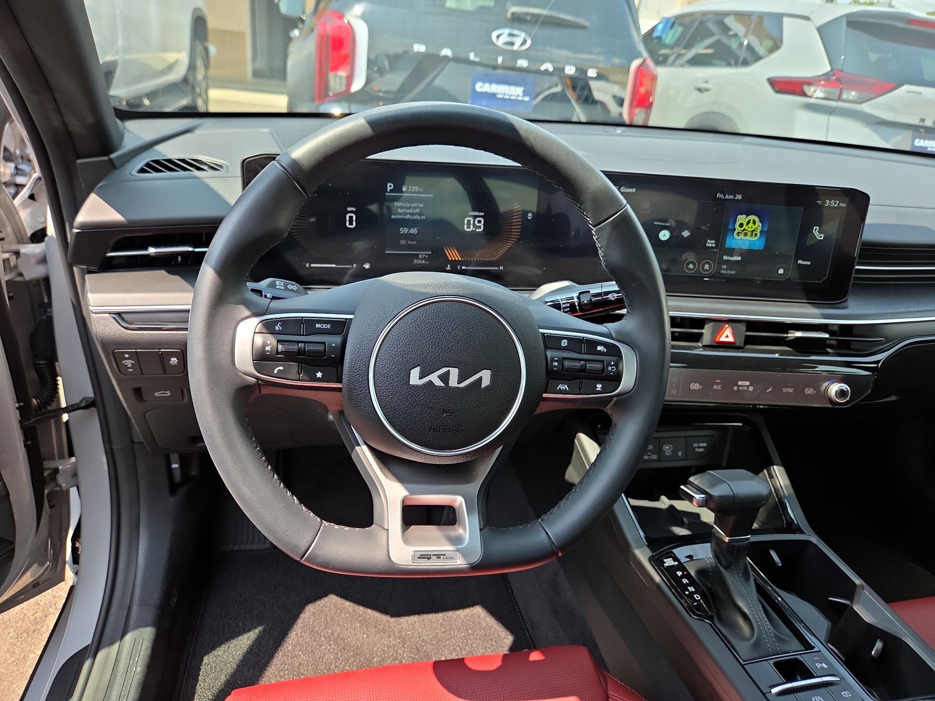 Thumbnail: 2025 Kia K5 - 10