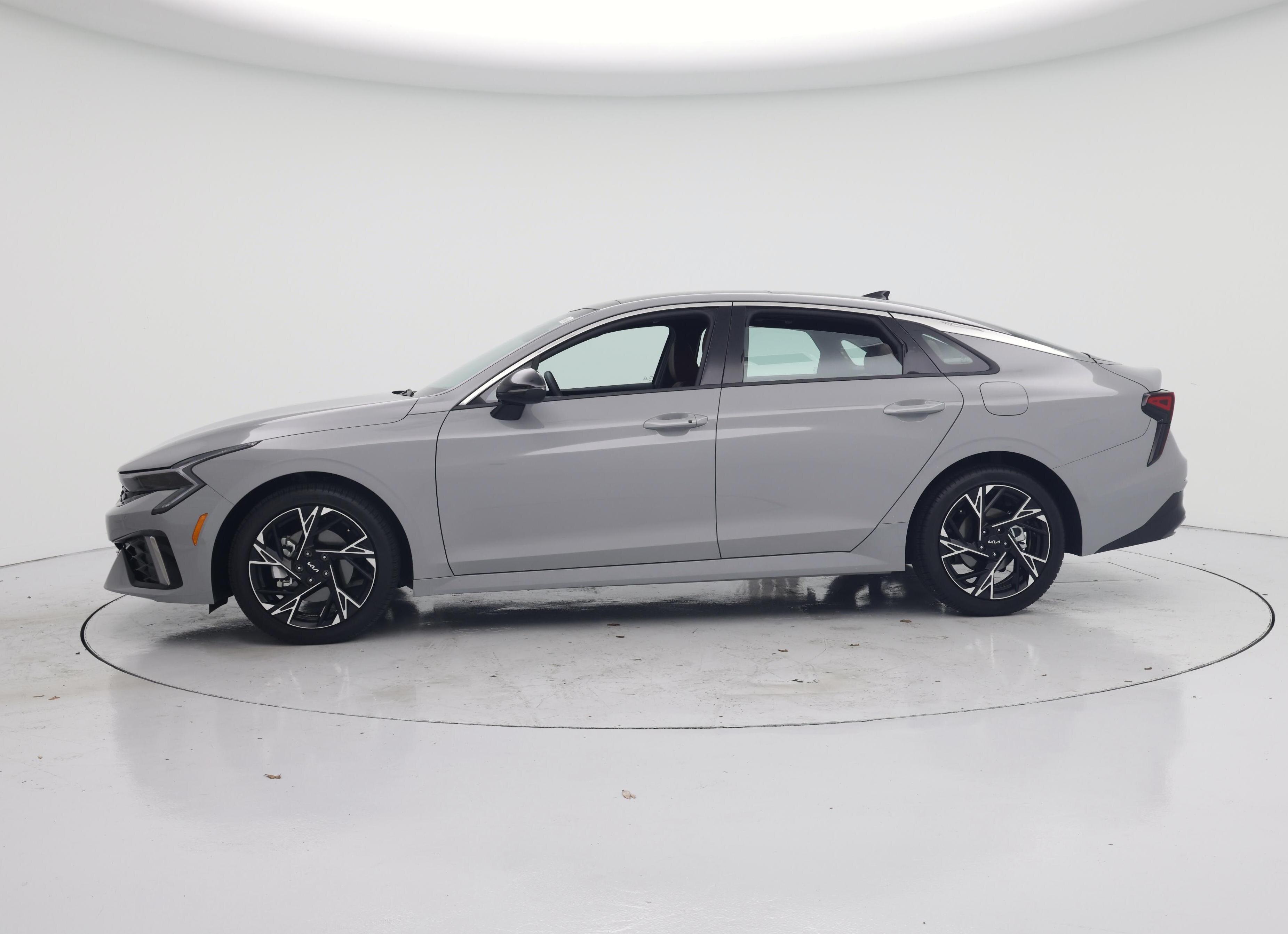Thumbnail: 2025 Kia K5 - 3