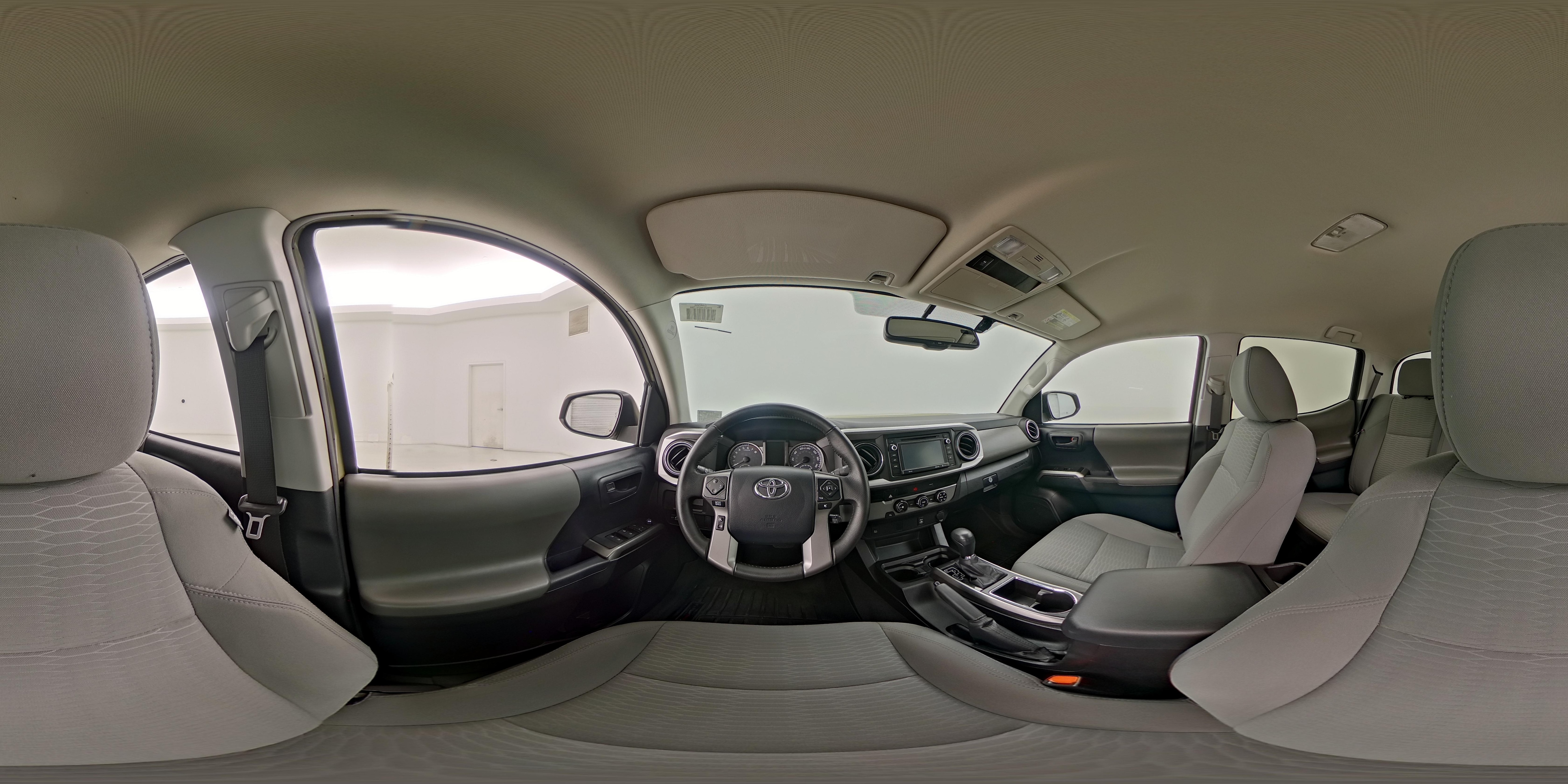 2016 Toyota Tacoma SR5 - Photo 26