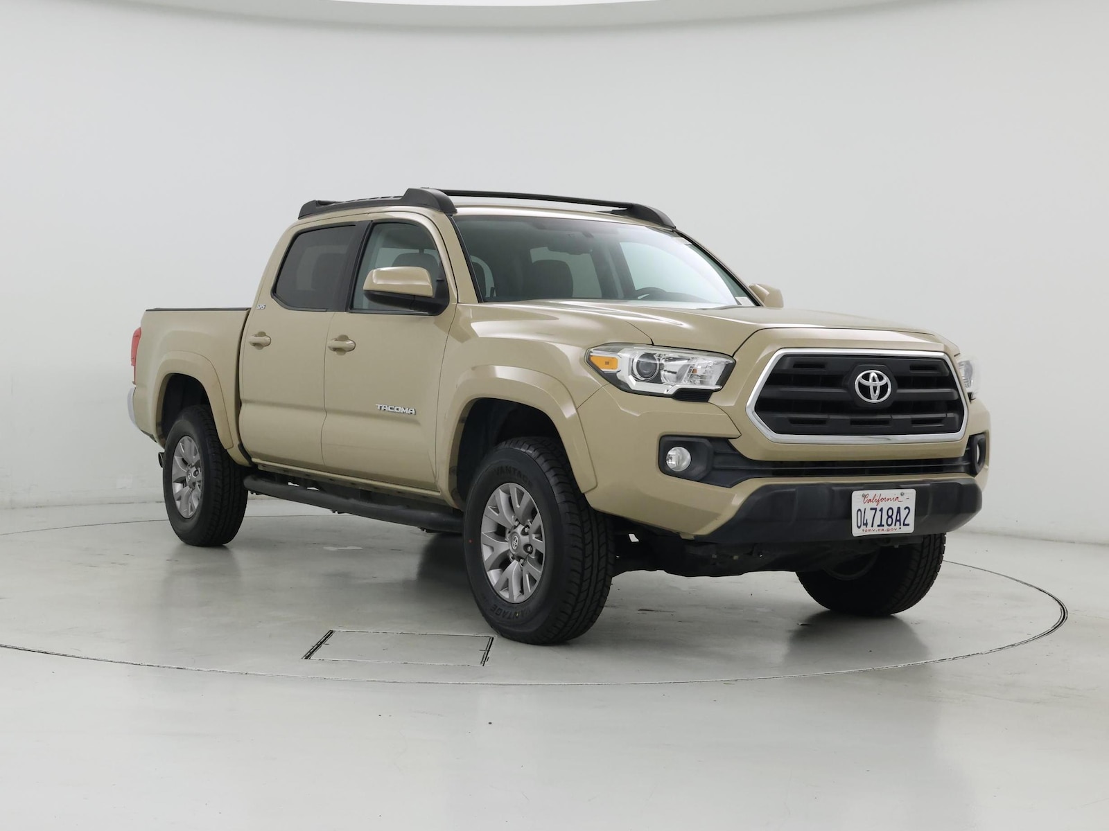 2016 Toyota Tacoma SR5 - Photo 2