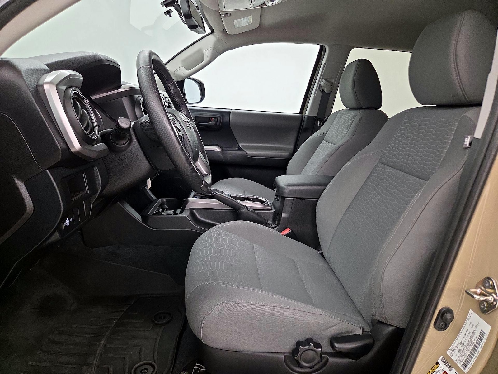 2016 Toyota Tacoma SR5 - Photo 12