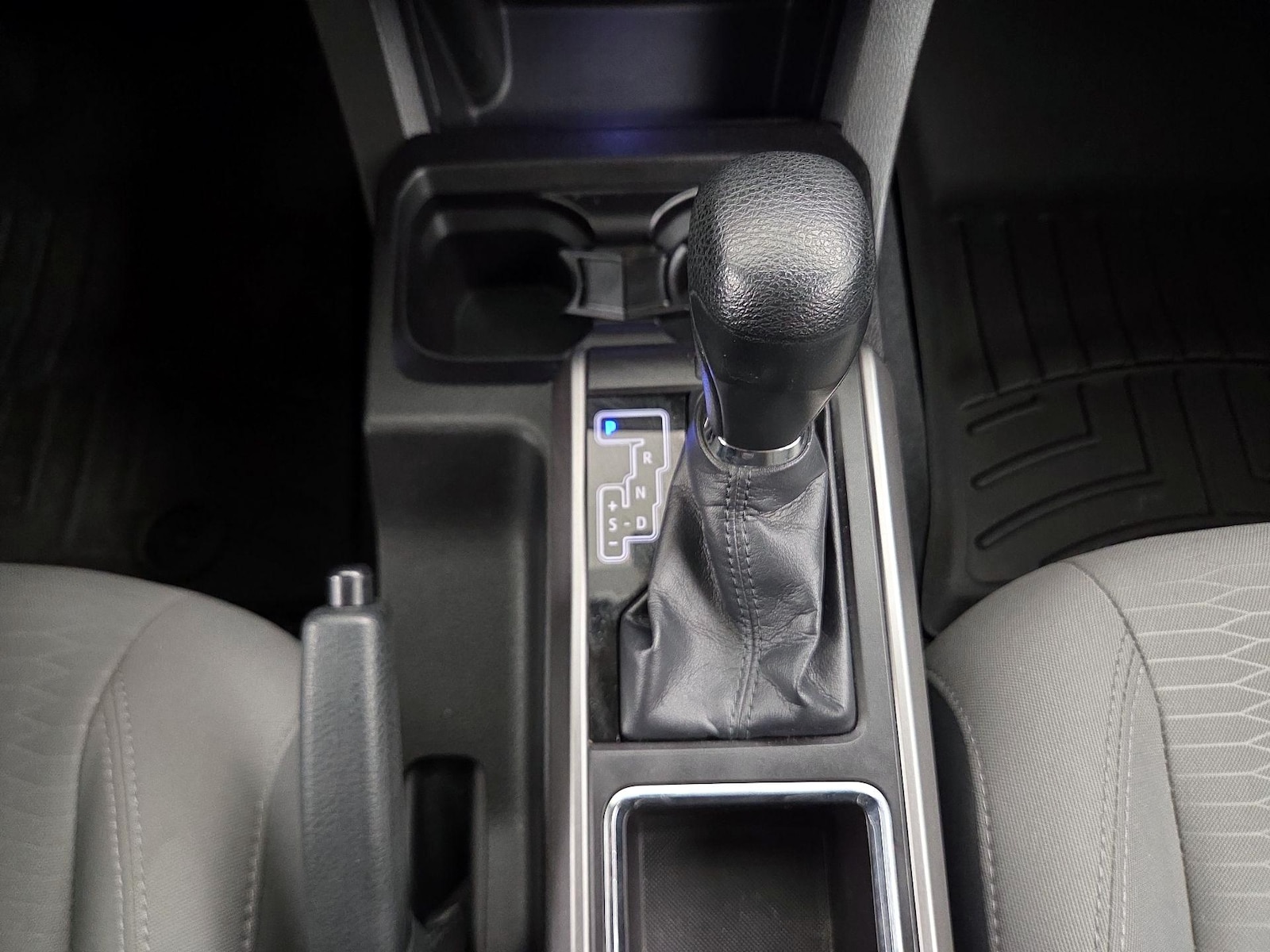 2016 Toyota Tacoma SR5 - Photo 18