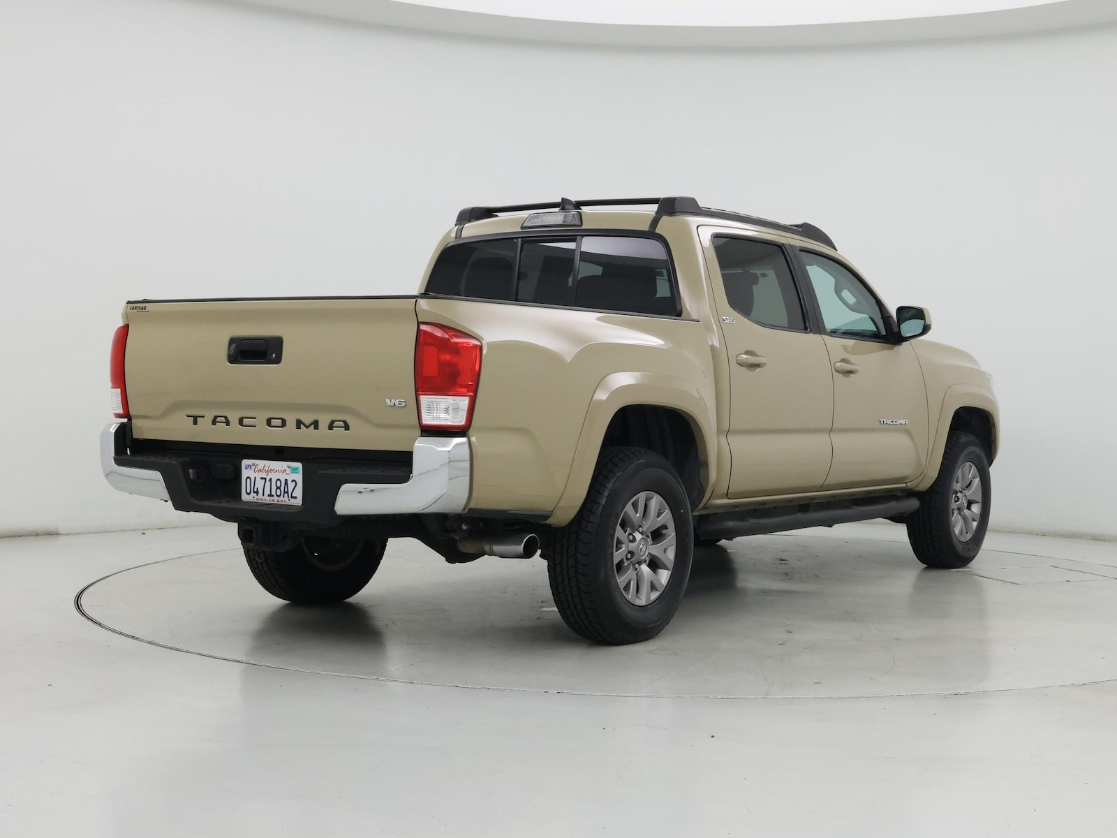 2016 Toyota Tacoma SR5 - Photo 9