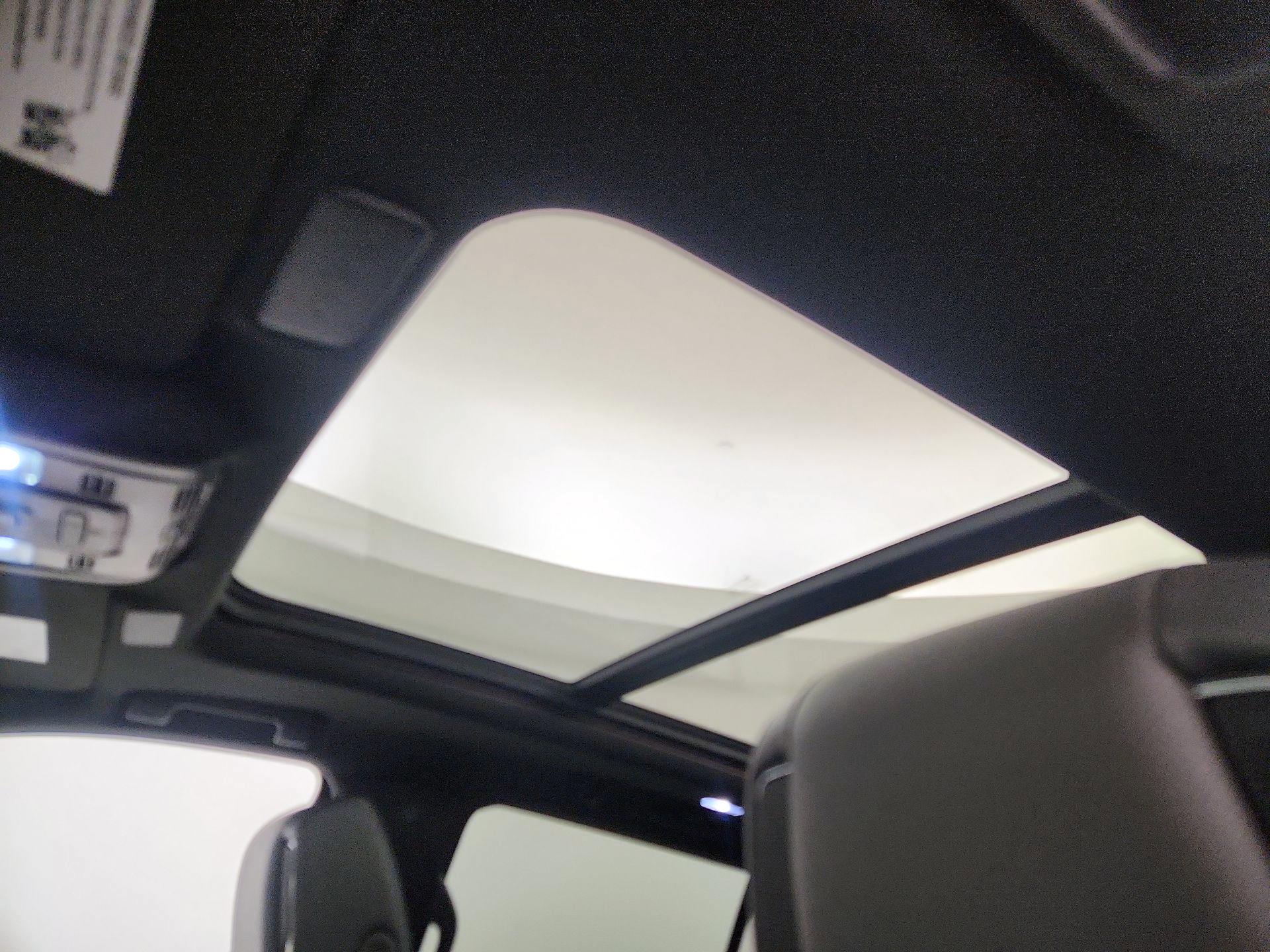 Thumbnail: 2021 Cadillac Escalade - 19