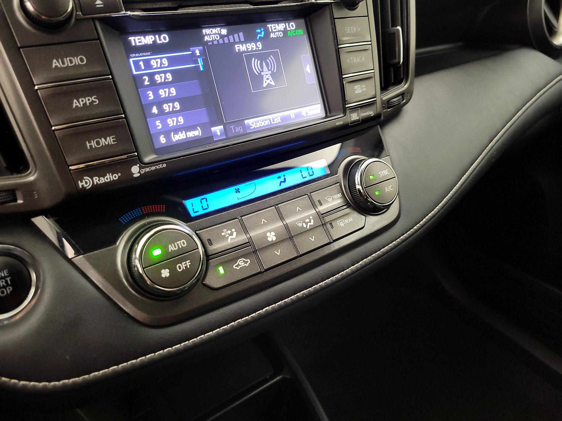 Thumbnail: 2015 Toyota RAV4 - 16