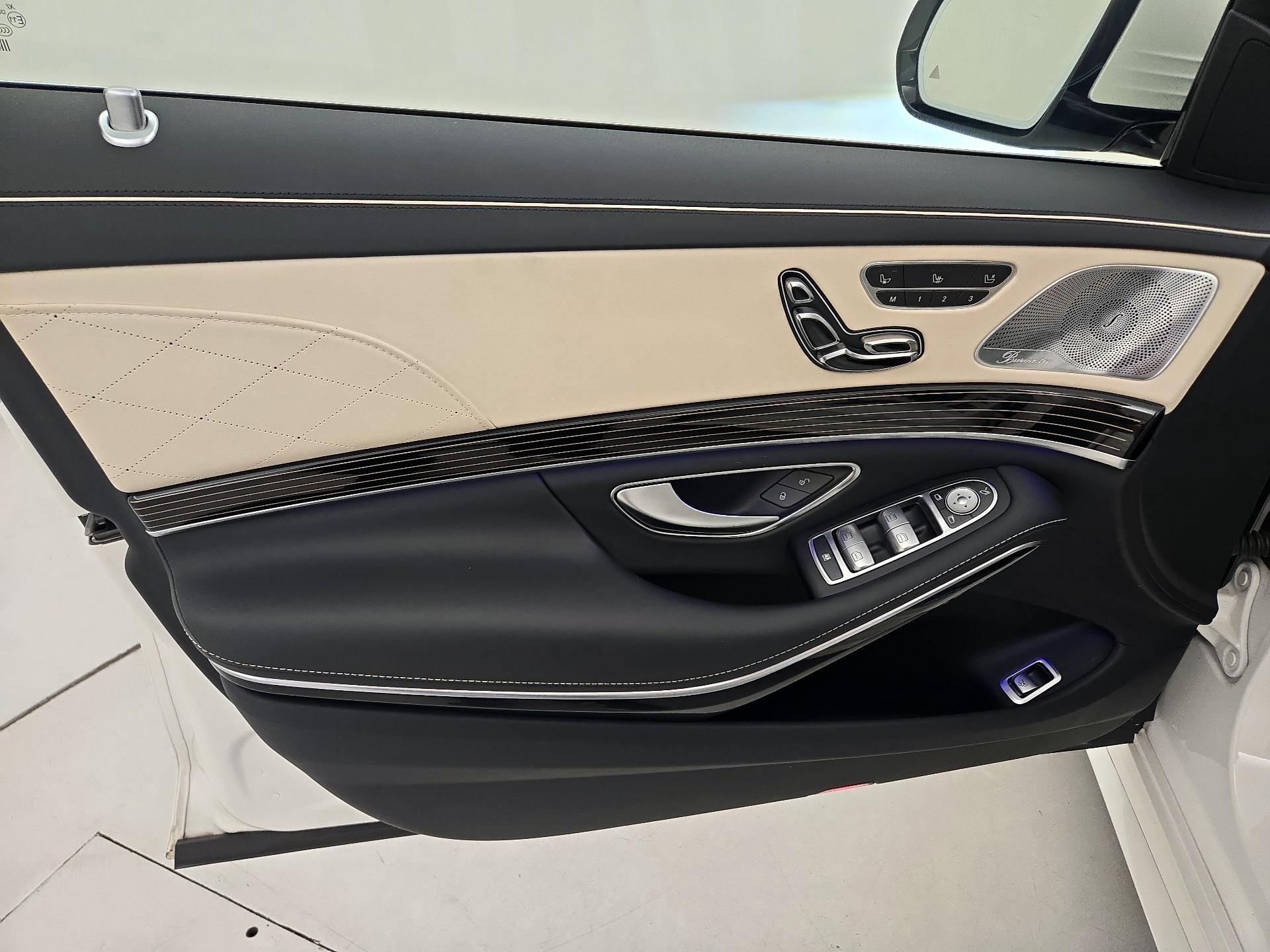 Thumbnail: 2017 Mercedes-Benz S-Class - 12