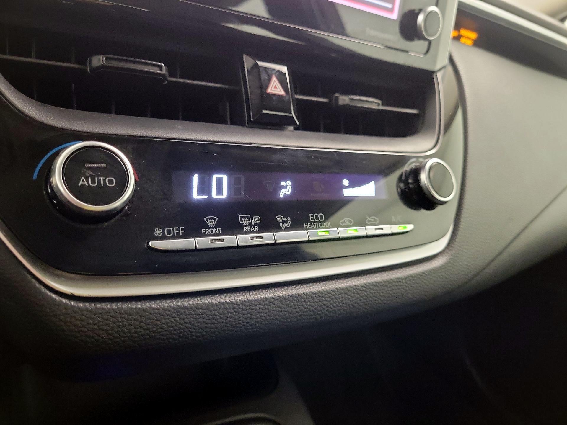 Thumbnail: 2021 Toyota Corolla - 16