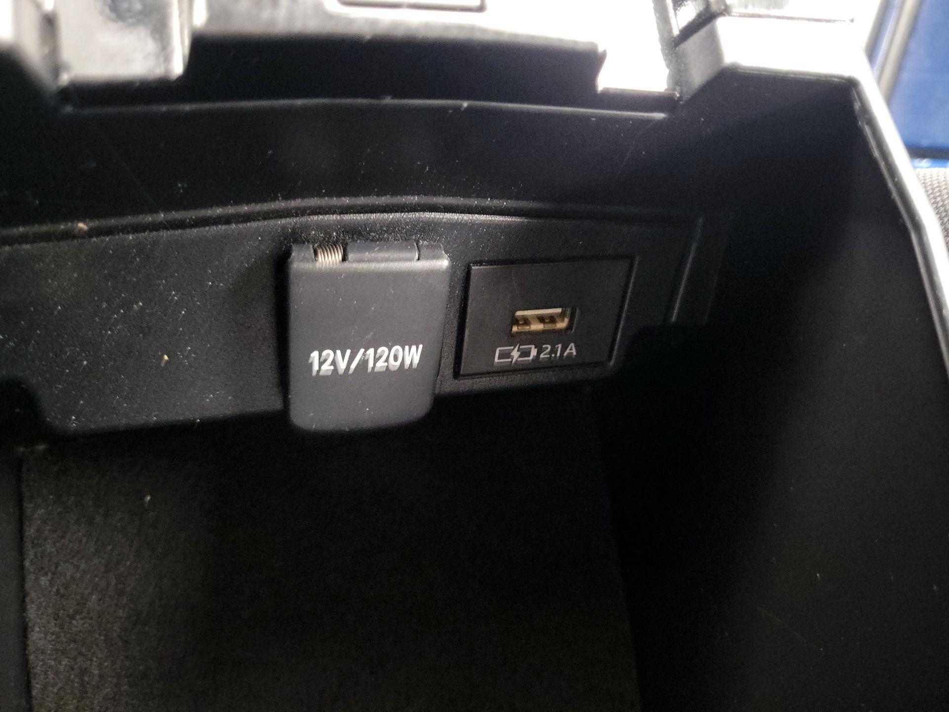 Thumbnail: 2021 Toyota Corolla - 18