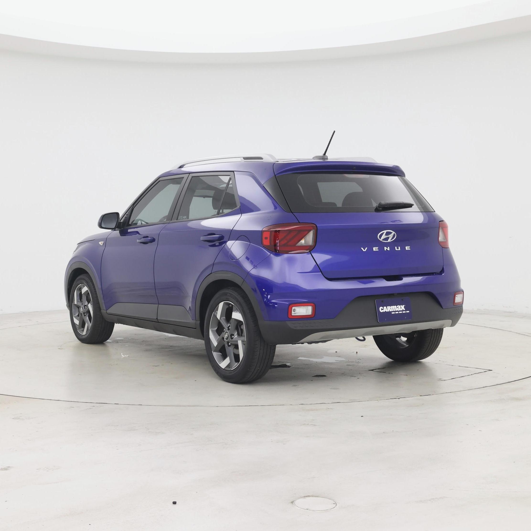 Thumbnail: 2023 Hyundai Venue - 2