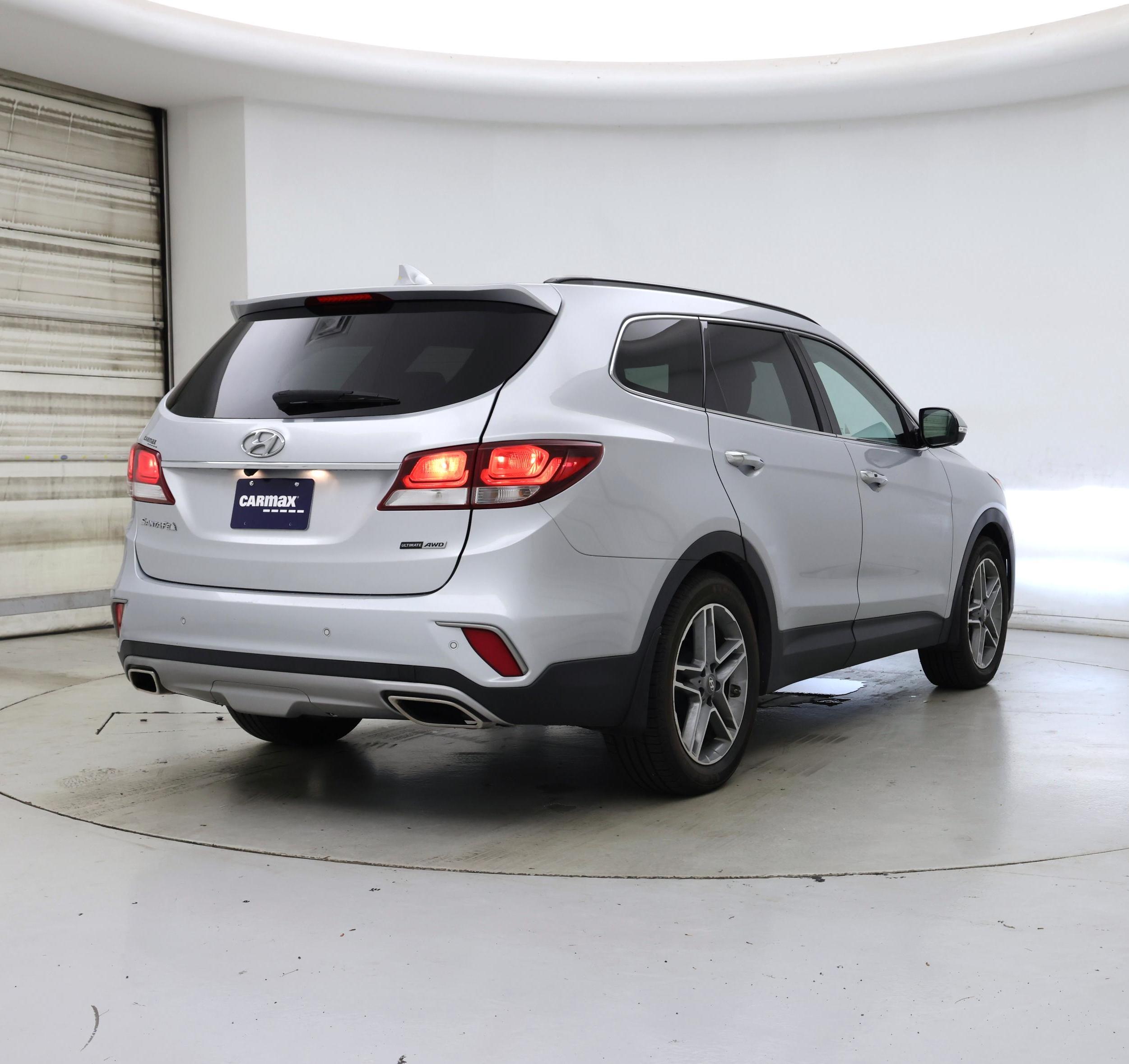 Thumbnail: 2017 Hyundai Santa Fe - 8