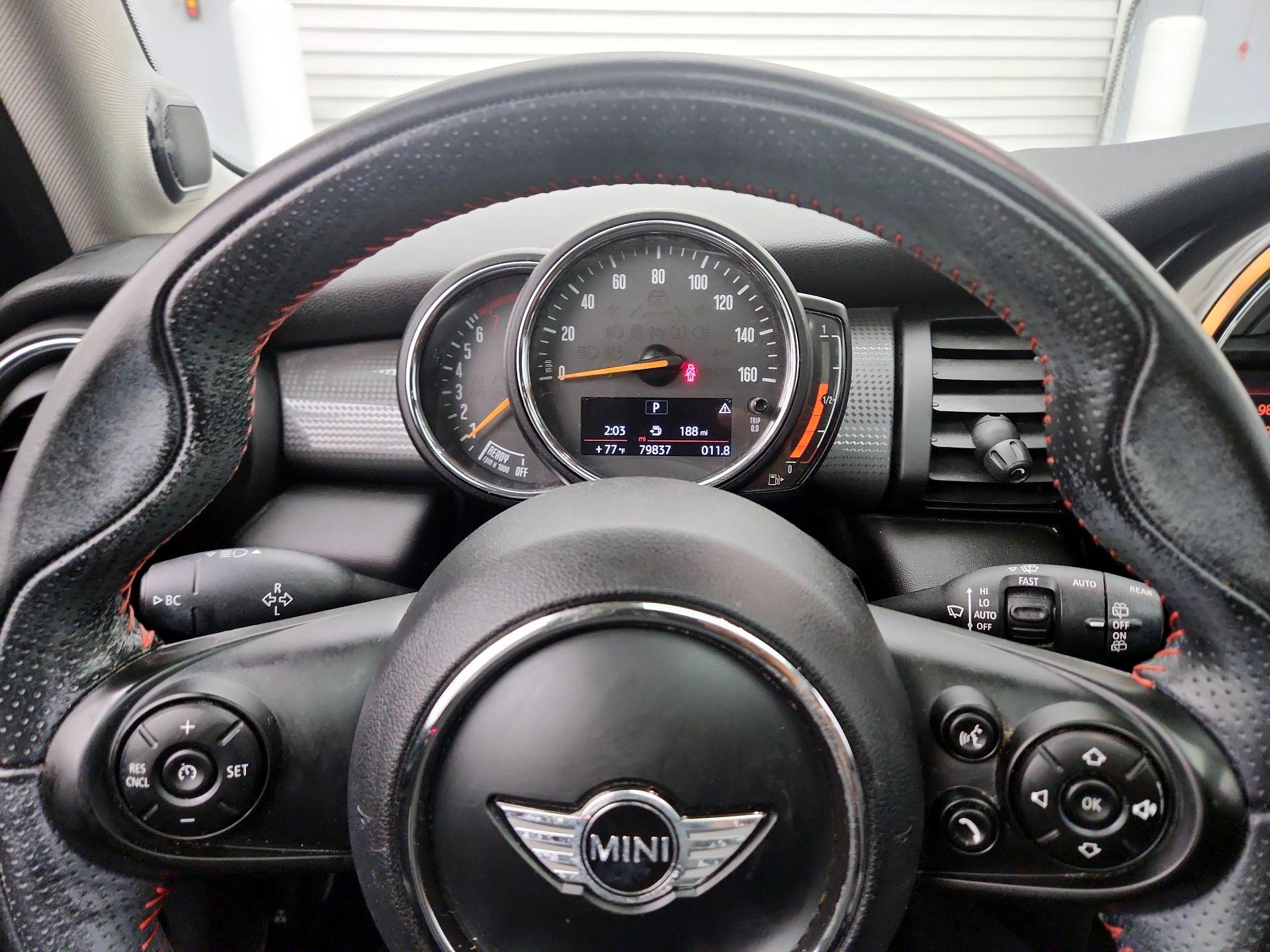 Thumbnail: 2018 MINI Cooper Hardtop - 10